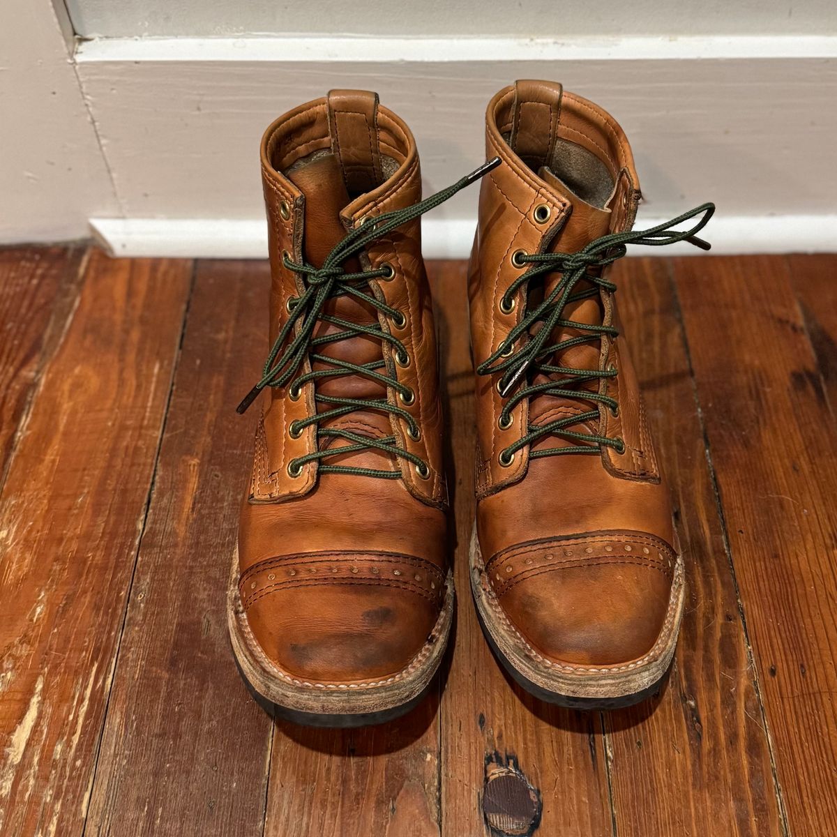 Photo by sthilburn on April 6, 2025 of the Wesco Wesco/x S&S Day Breaker in Horween Natural Essex.