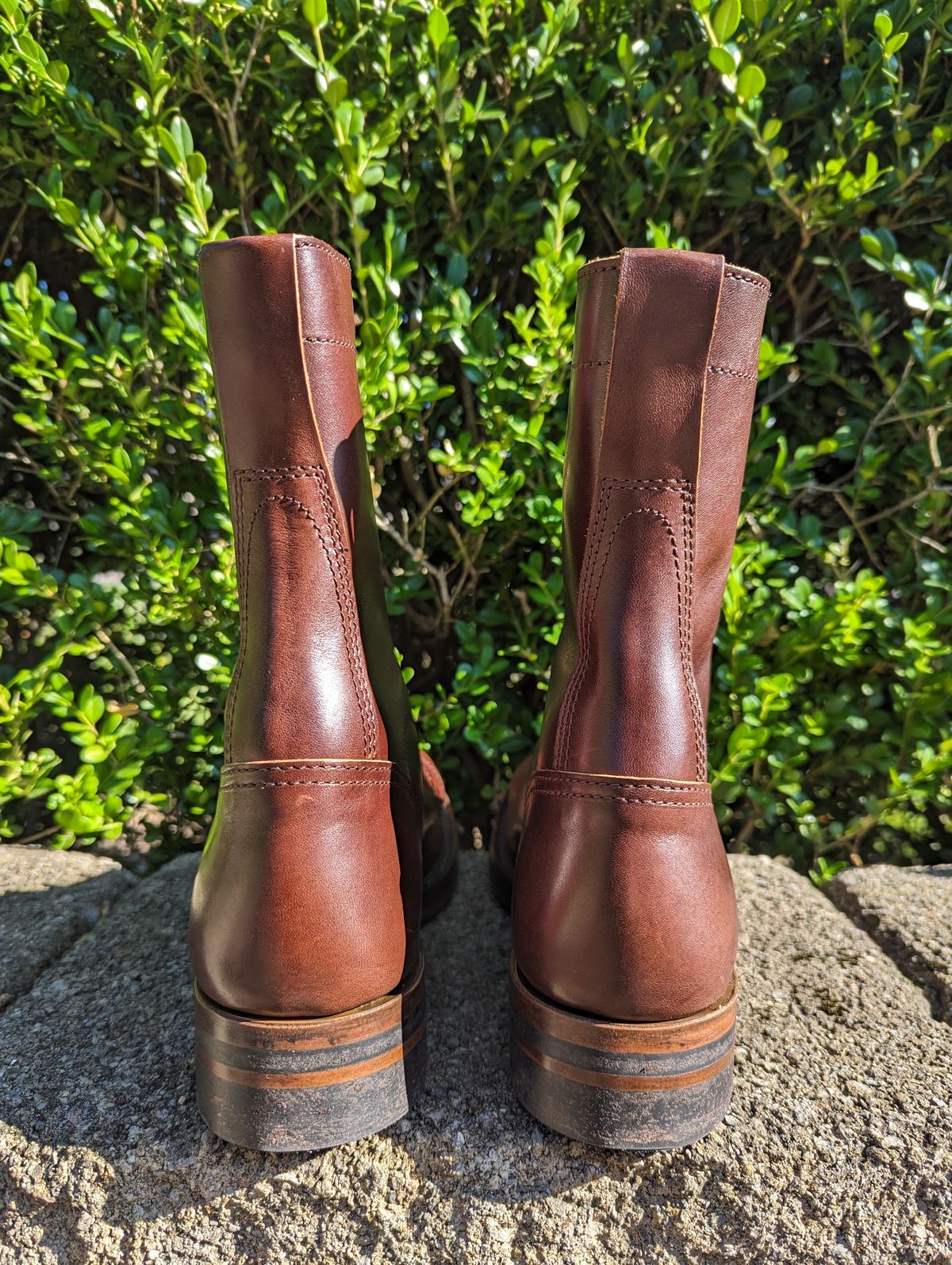 Photo by clefke on July 31, 2023 of the Eastman Leather Raider Boots in Walnut Horsehide.