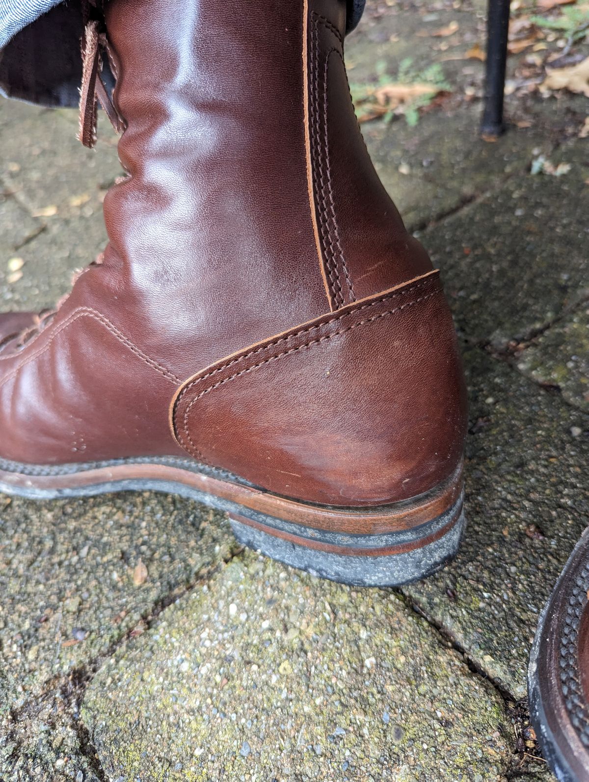 Photo by clefke on August 9, 2023 of the Eastman Leather Raider Boots in Walnut Horsehide.