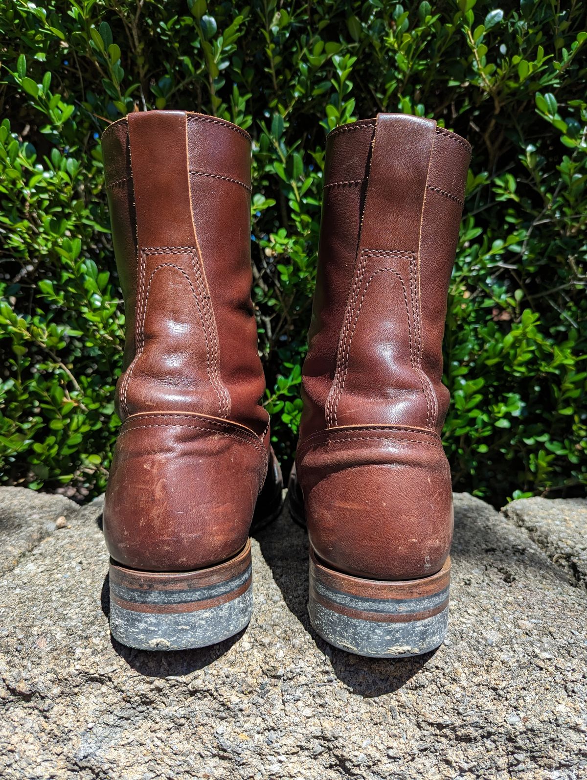 Photo by clefke on August 13, 2023 of the Eastman Leather Raider Boots in Walnut Horsehide.