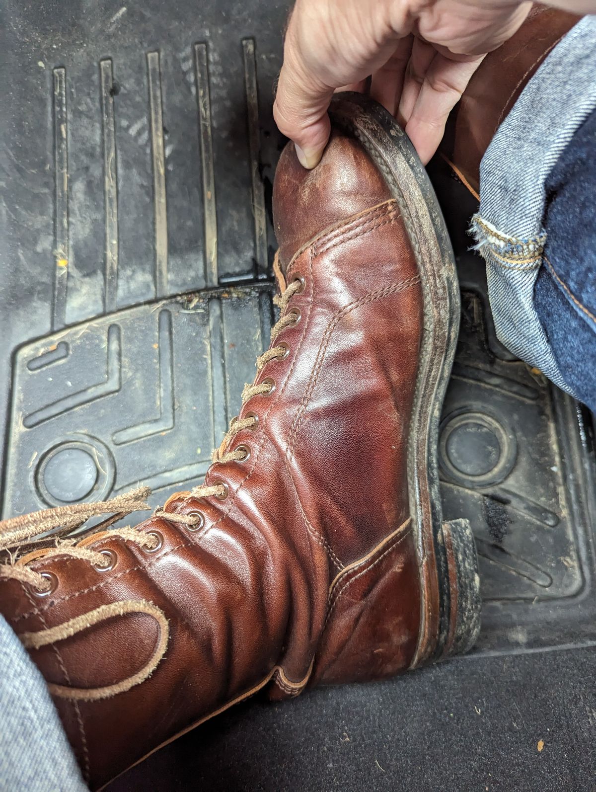 Photo by clefke on September 27, 2023 of the Eastman Leather Raider Boots in Walnut Horsehide.