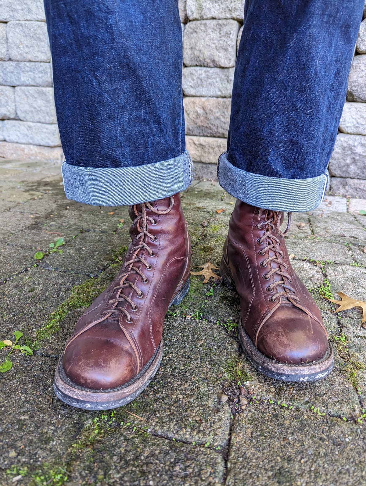 Photo by clefke on October 2, 2023 of the Eastman Leather Raider Boots in Walnut Horsehide.