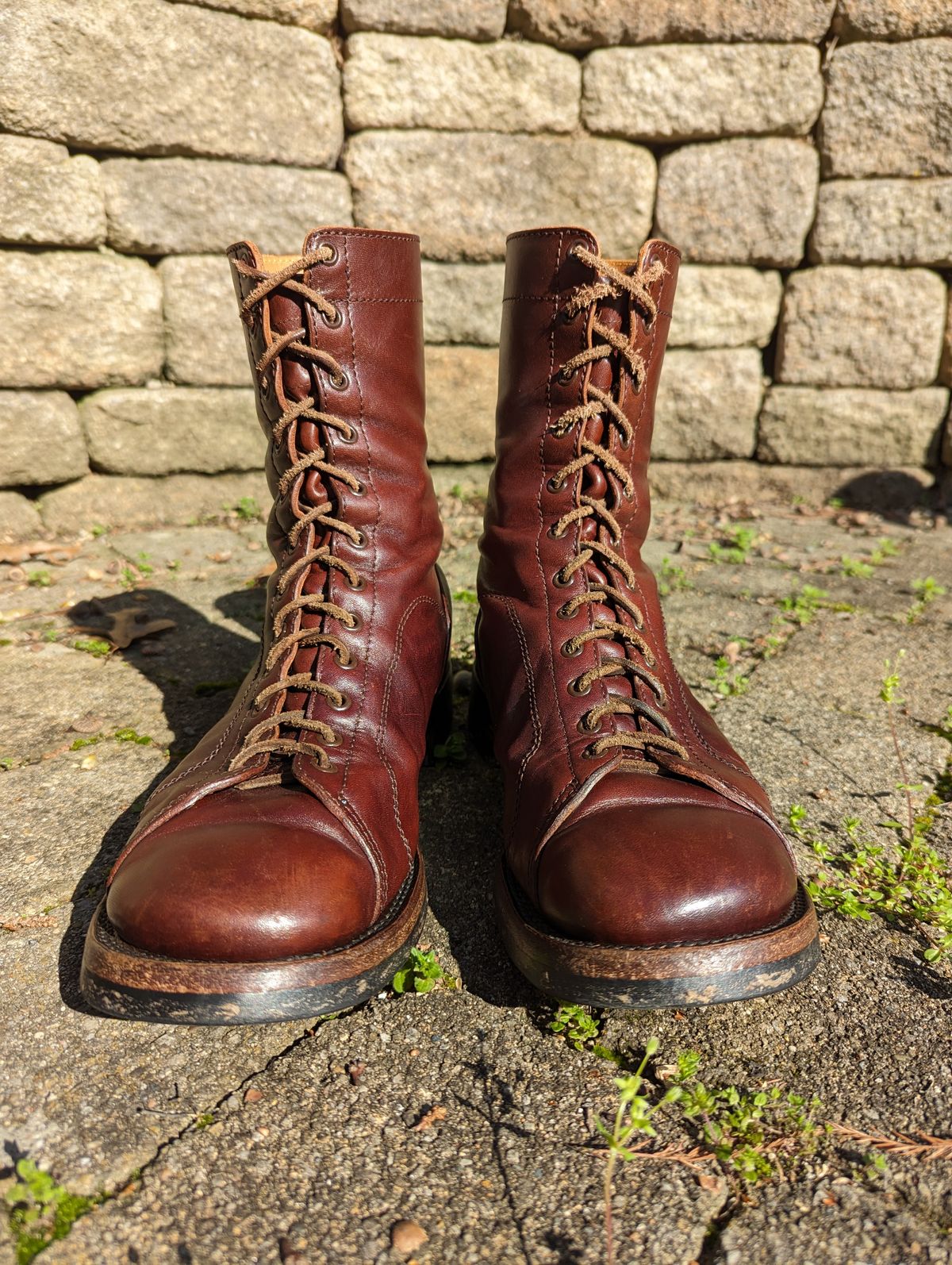 Photo by clefke on April 14, 2024 of the Eastman Leather Raider Boots in Walnut Horsehide.