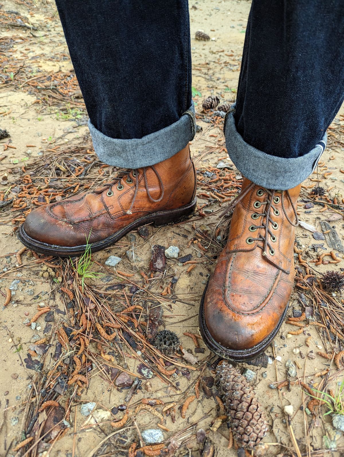 Photo by clefke on April 27, 2023 of the Grant Stone Brass Boot in Horween Tan Essex.