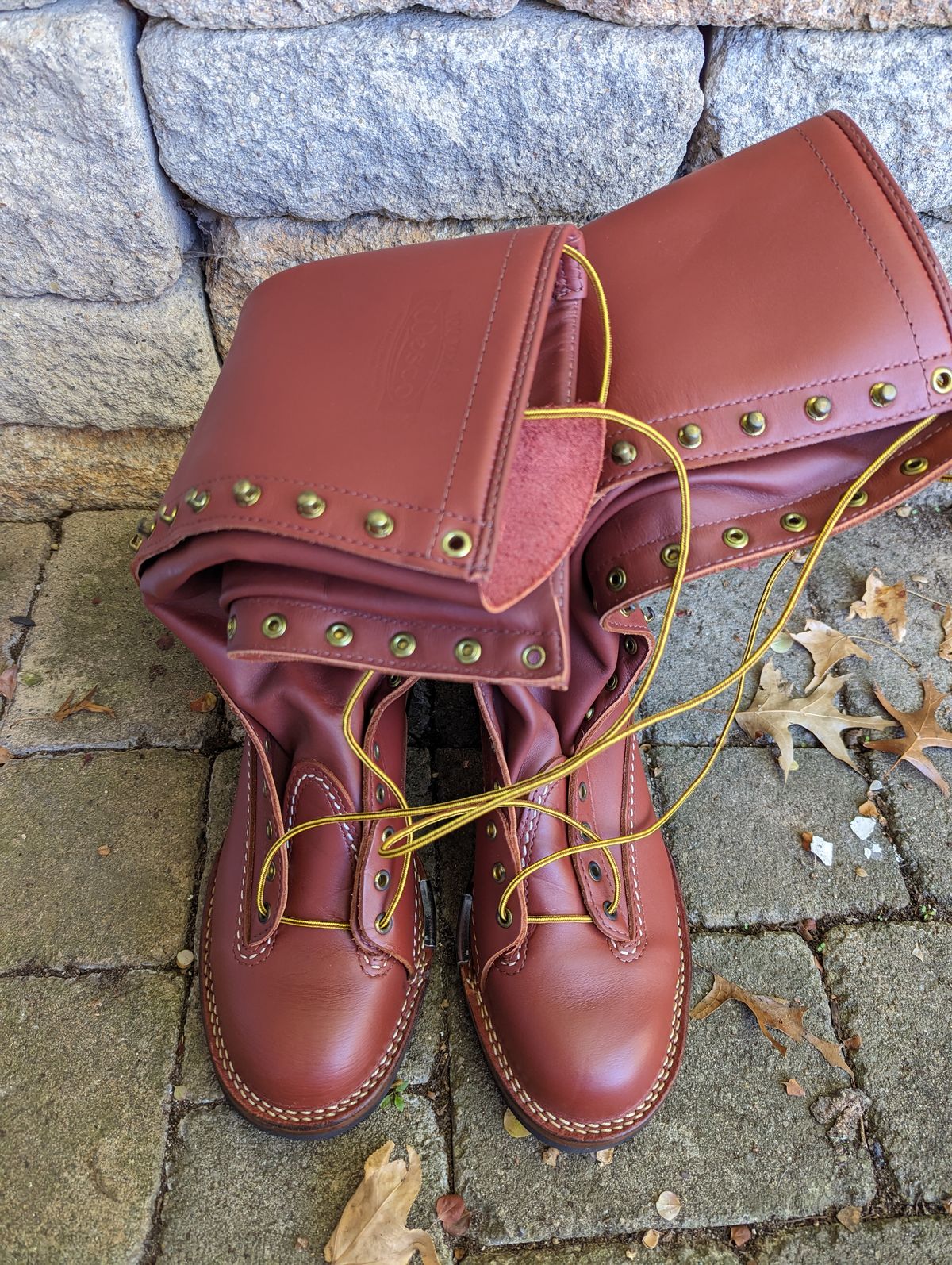Photo by clefke on October 6, 2023 of the Wesco Highliner in Seidel Redwood Oil Tan.