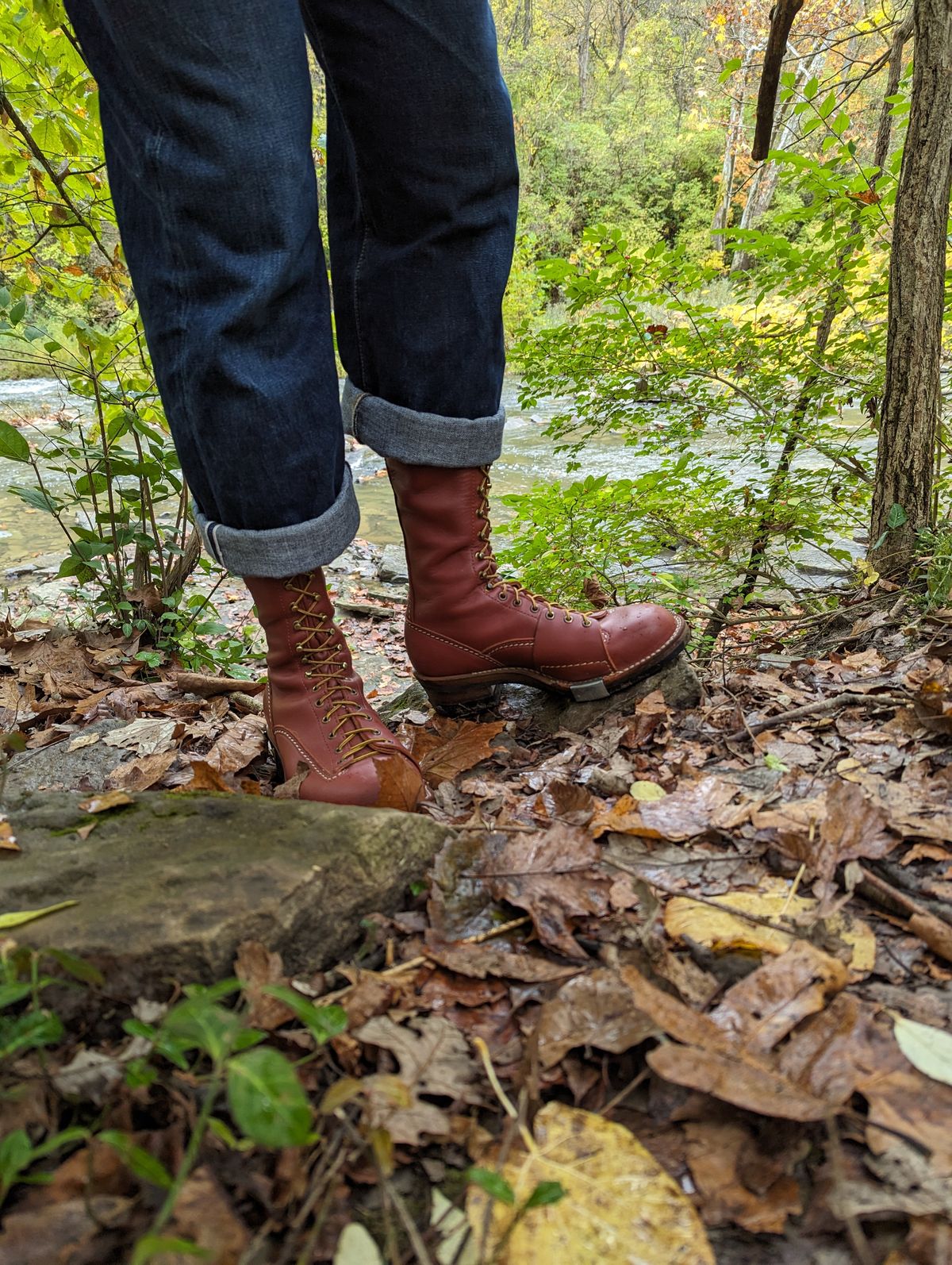 Photo by clefke on October 21, 2023 of the Wesco Highliner in Seidel Redwood Oil Tan.