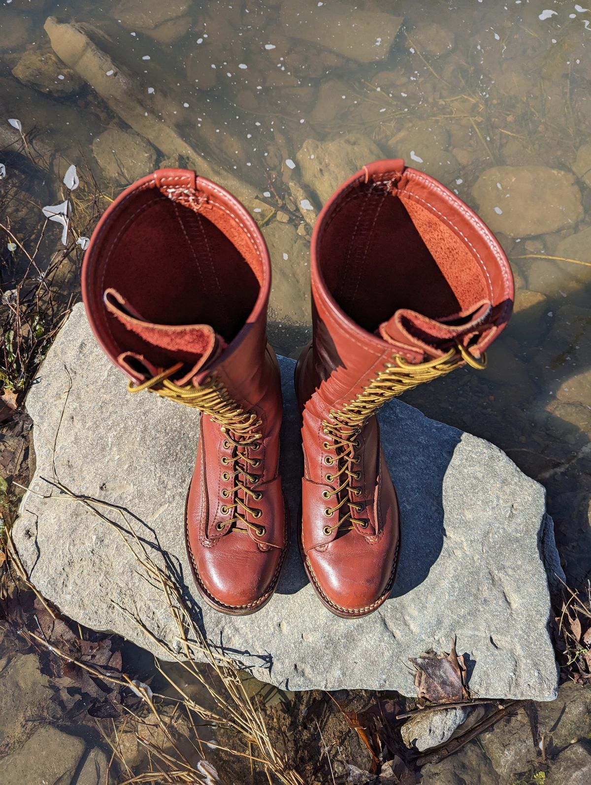 Photo by clefke on February 3, 2024 of the Wesco Highliner in Seidel Redwood Oil Tan.
