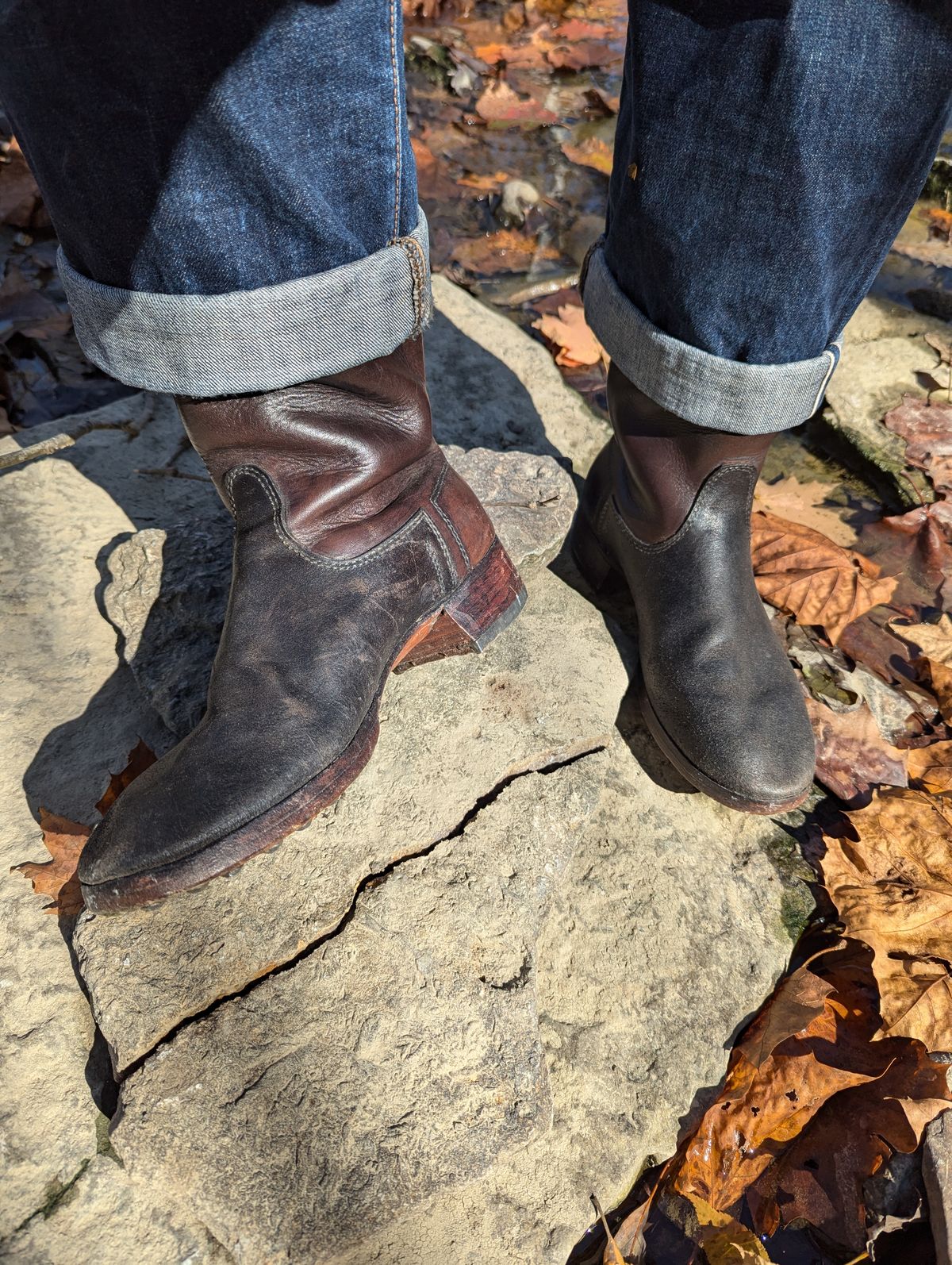 Photo by clefke on October 26, 2024 of the At The Front Jackboots in Natural Chrome Re-Tan & Natural Chrome Re-Tan Rough Out.