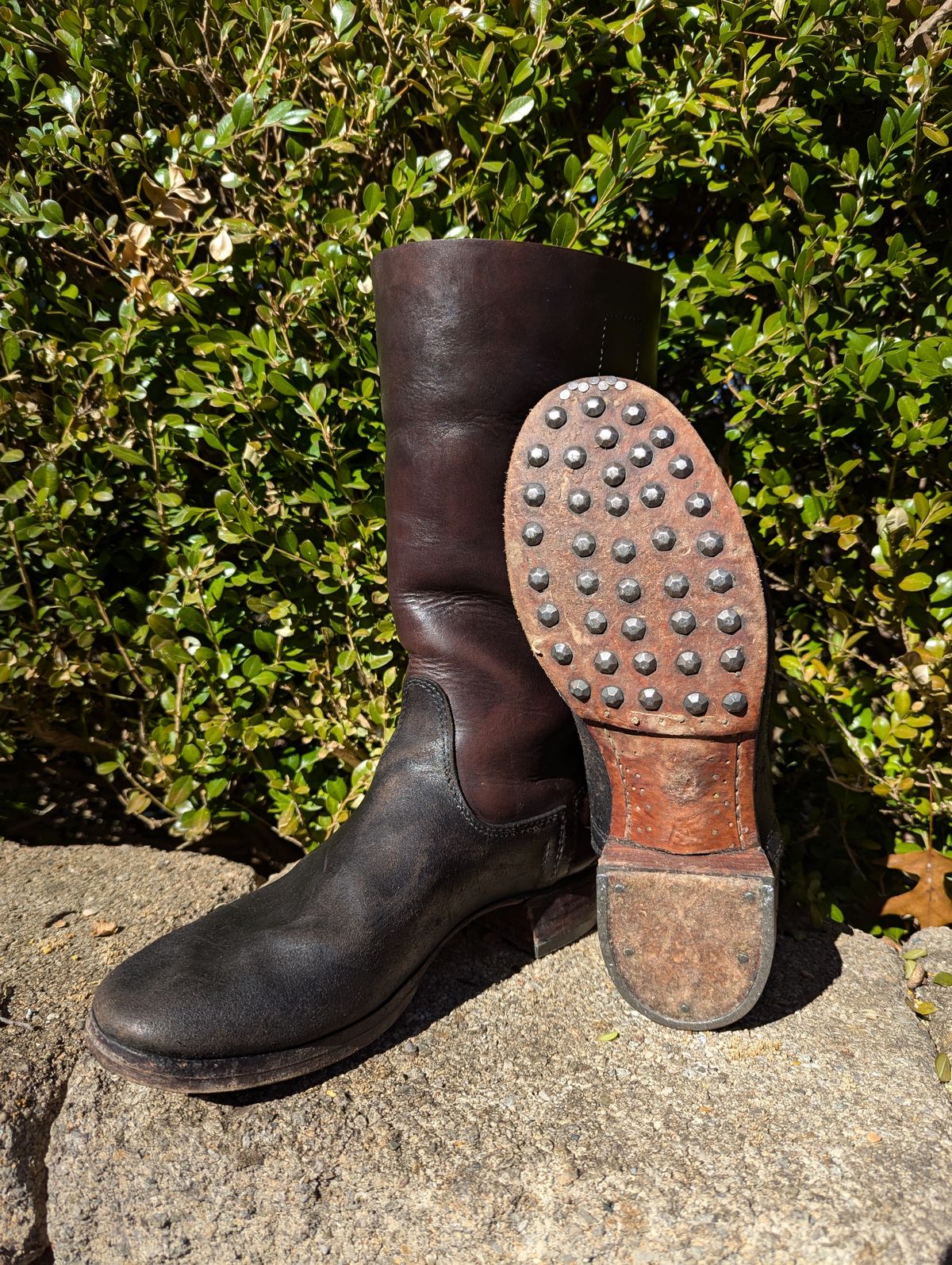 Photo by clefke on October 27, 2024 of the At The Front Jackboots in Natural Chrome Re-Tan & Natural Chrome Re-Tan Rough Out.
