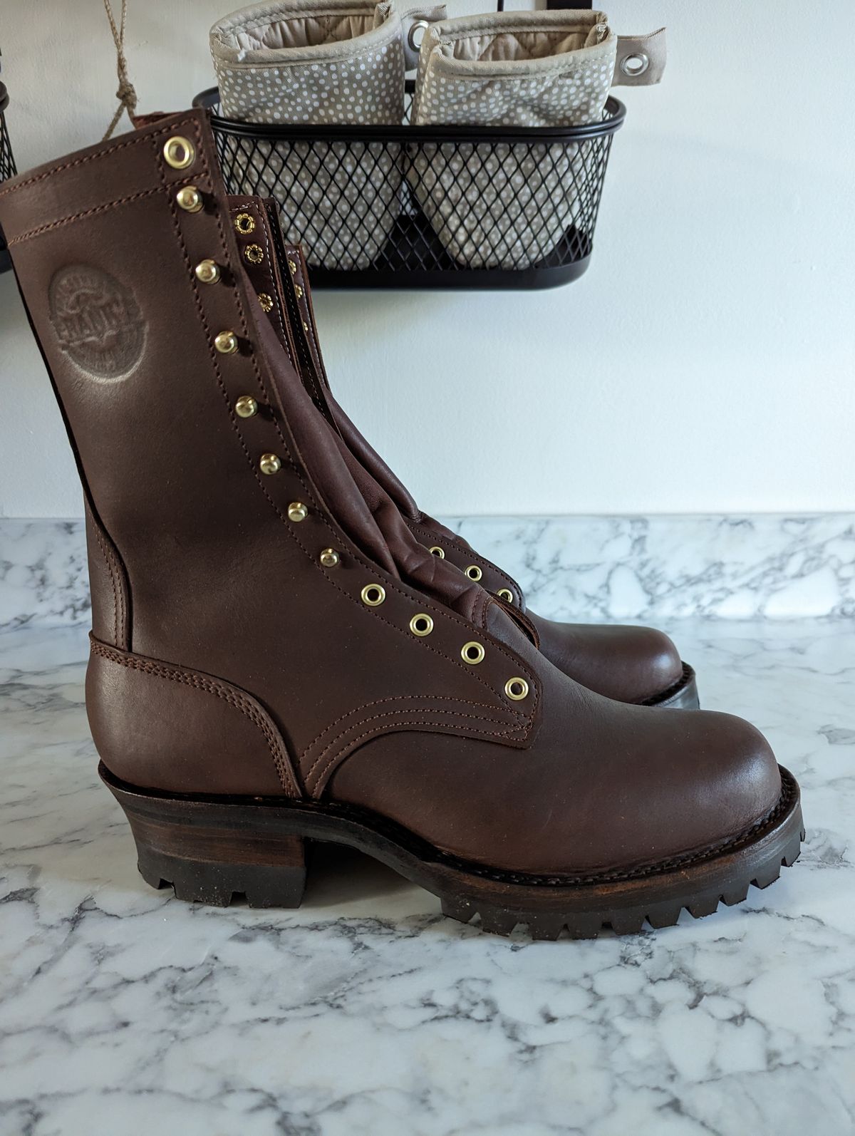 Photo by clefke on April 29, 2023 of the Frank's Boots The Patriot in Seidel Walnut Oil Tan.