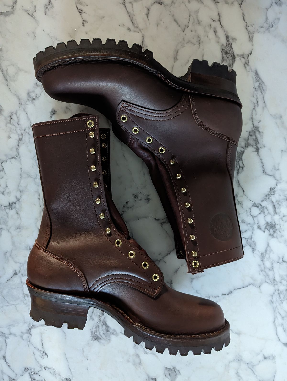 Photo by clefke on April 30, 2023 of the Frank's Boots The Patriot in Seidel Walnut Oil Tan.