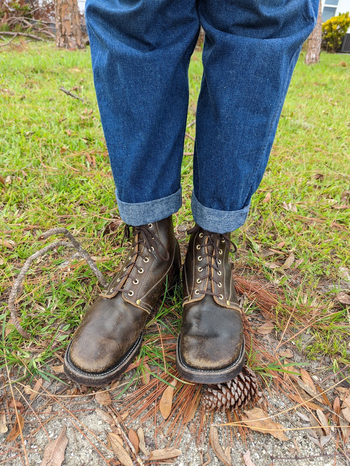 Photo by clefke on October 20, 2022 of the Unsung U 22-1 Slog Boot in Wickett & Craig Olive H Latigo.