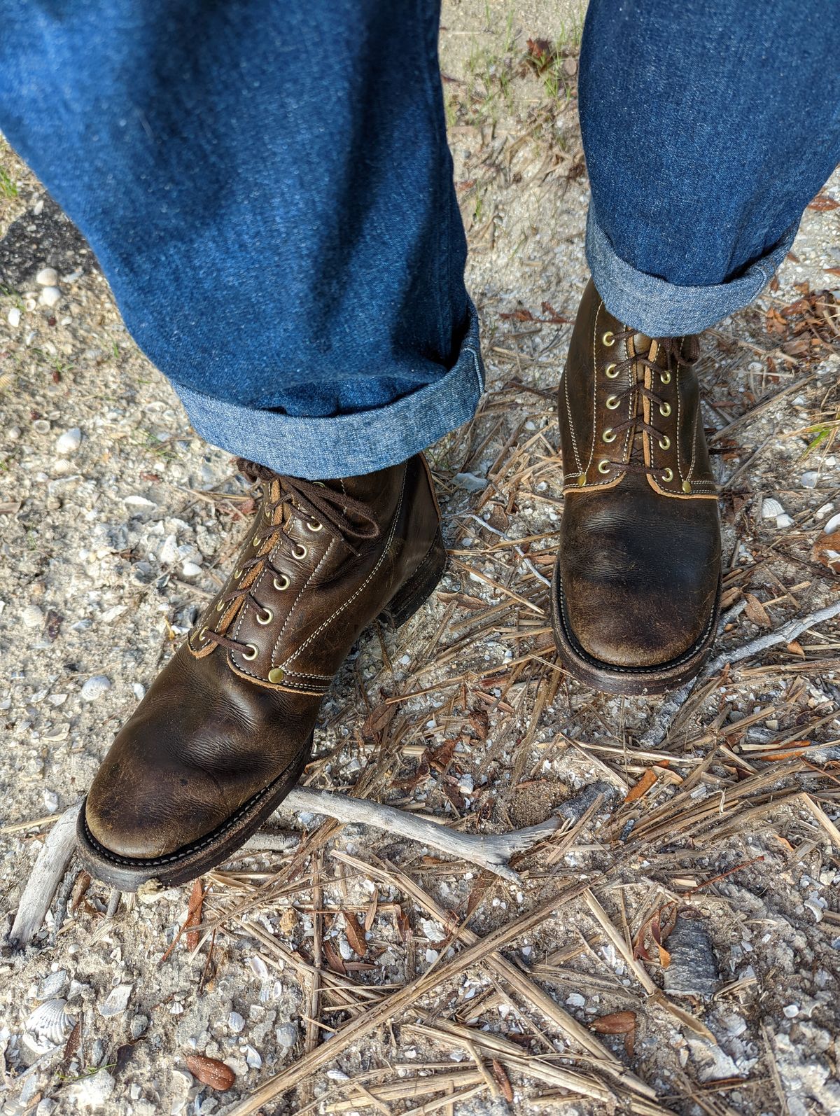 Photo by clefke on November 1, 2022 of the Unsung U 22-1 Slog Boot in Wickett & Craig Olive H Latigo.