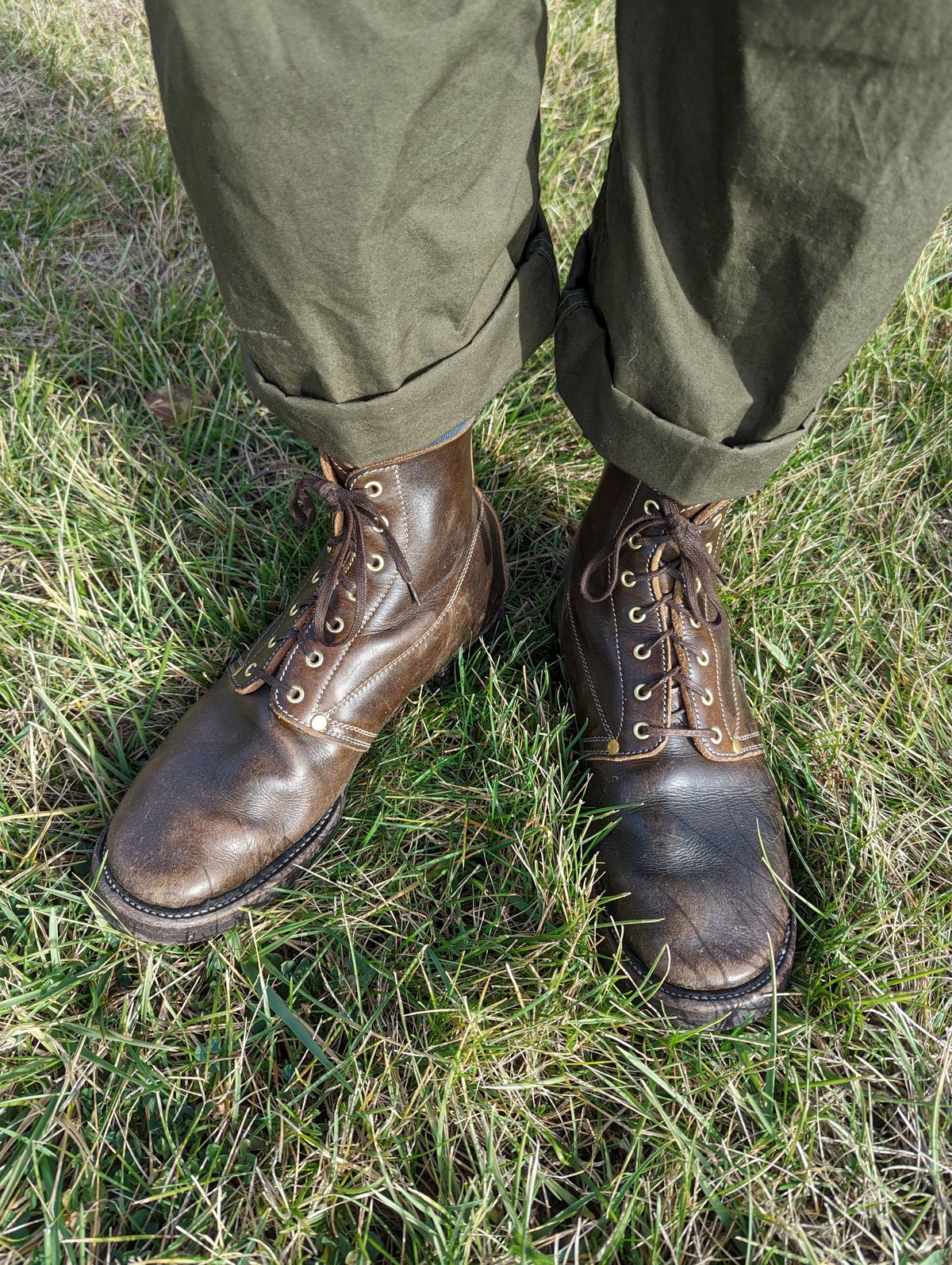 Photo by clefke on December 5, 2022 of the Unsung U 22-1 Slog Boot in Wickett & Craig Olive H Latigo.