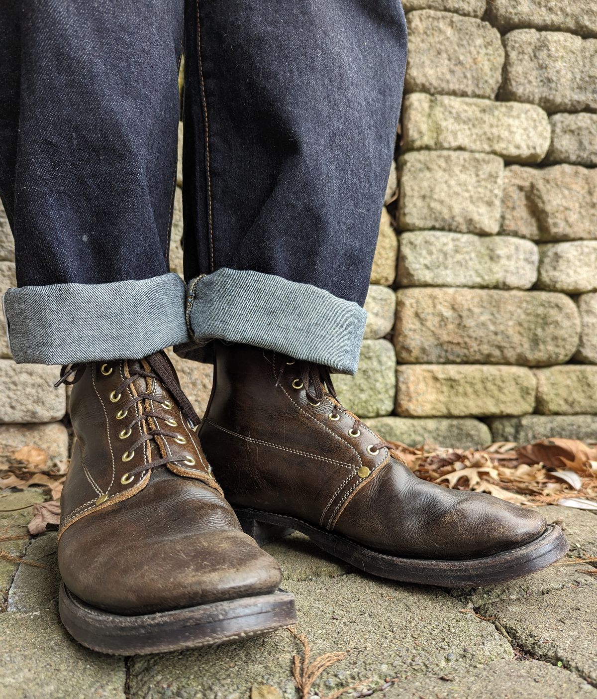 Photo by clefke on January 9, 2023 of the Unsung U 22-1 Slog Boot in Wickett & Craig Olive H Latigo.