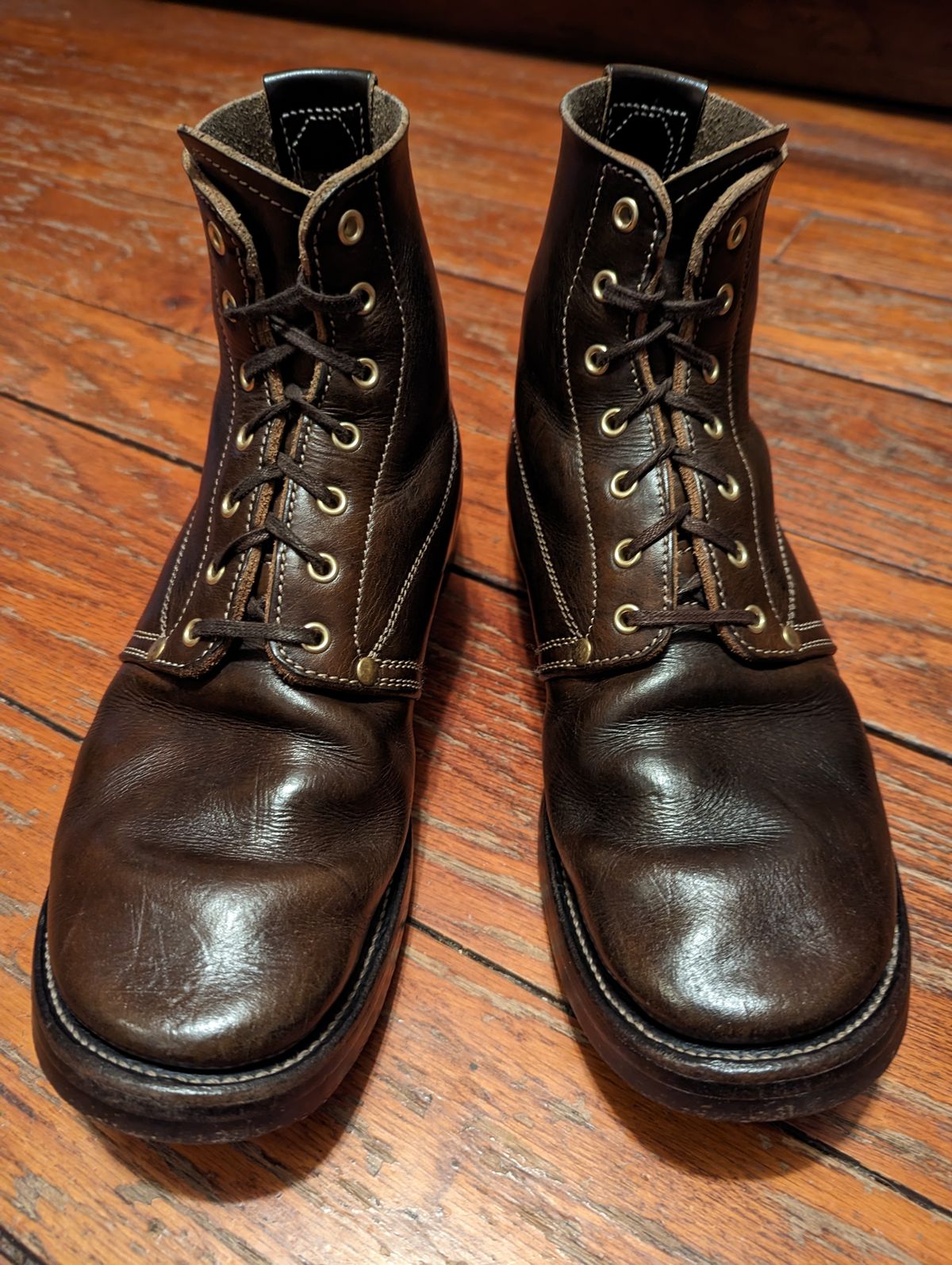 Photo by clefke on February 6, 2023 of the Unsung U 22-1 Slog Boot in Wickett & Craig Olive H Latigo.