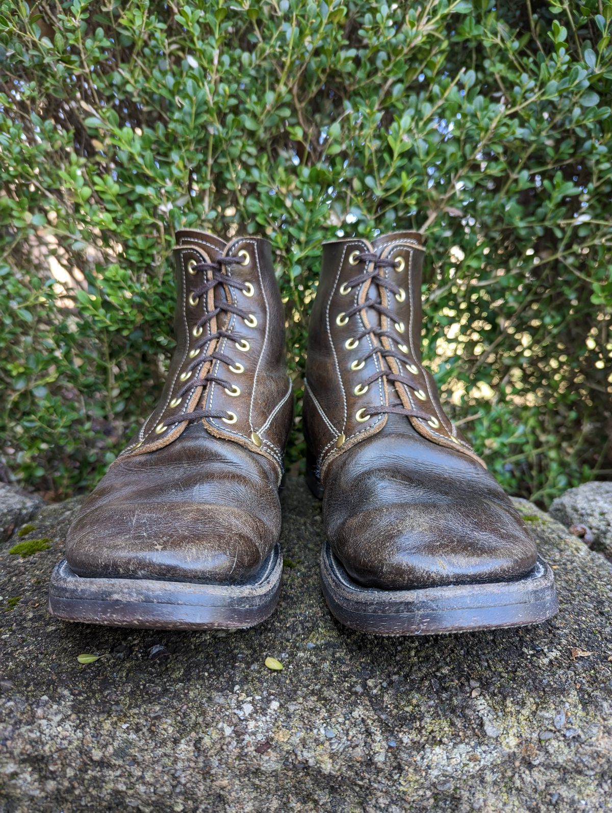 Photo by clefke on March 4, 2023 of the Unsung U 22-1 Slog Boot in Wickett & Craig Olive H Latigo.
