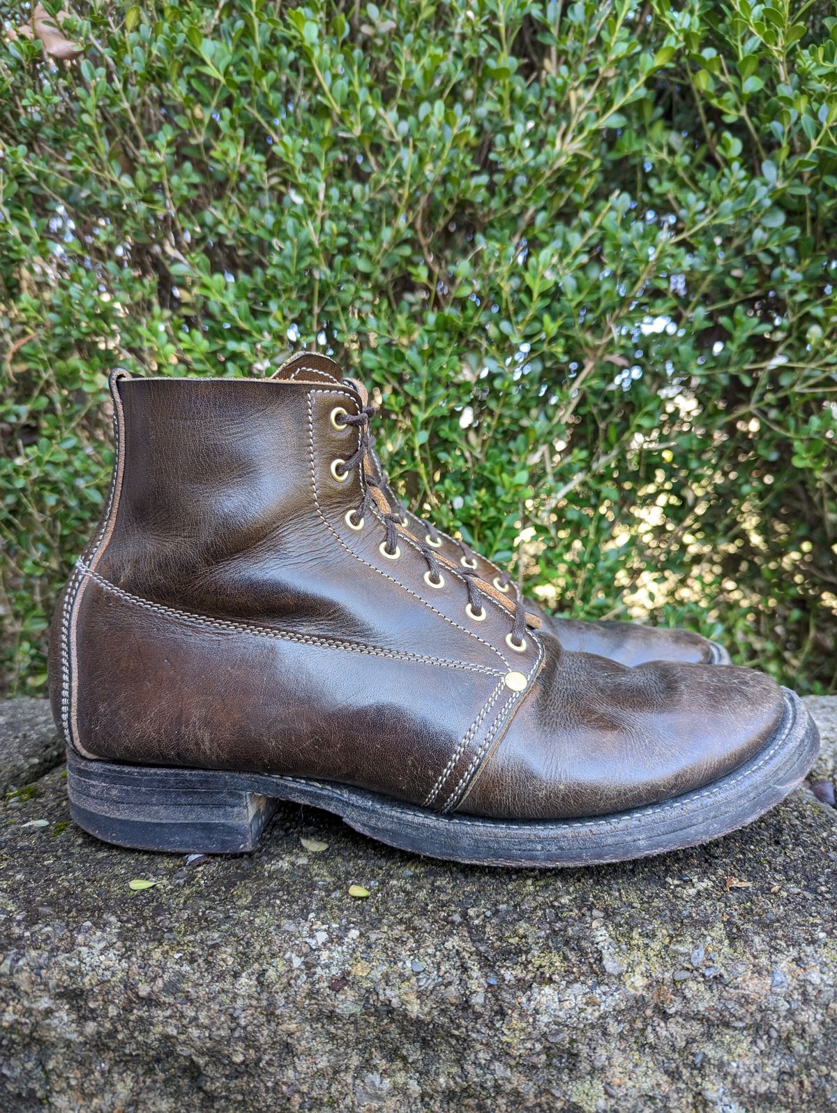 Photo by clefke on March 4, 2023 of the Unsung U 22-1 Slog Boot in Wickett & Craig Olive H Latigo.