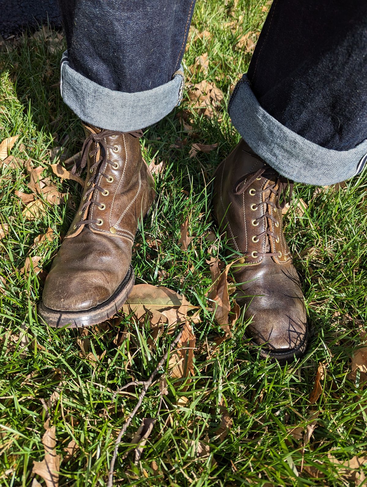 Photo by clefke on March 4, 2023 of the Unsung U 22-1 Slog Boot in Wickett & Craig Olive H Latigo.