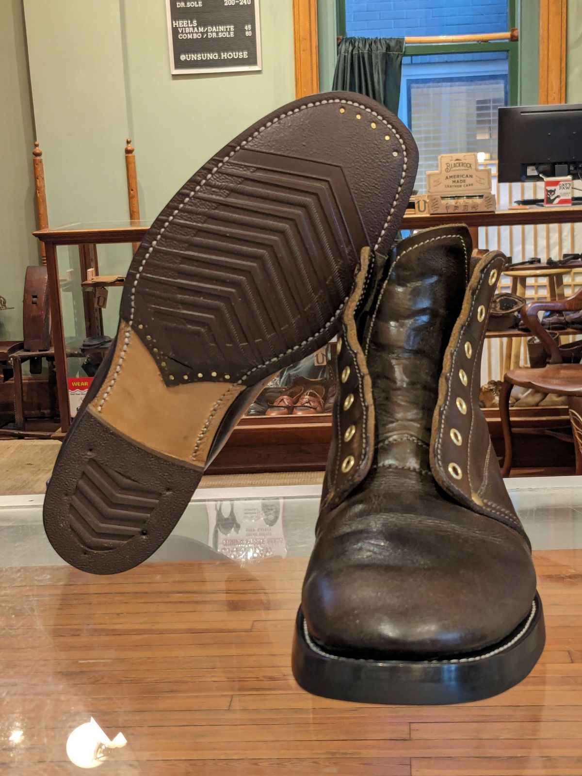 Photo by clefke on February 3, 2024 of the Unsung U 22-1 Slog Boot in Wickett & Craig Olive H Latigo.