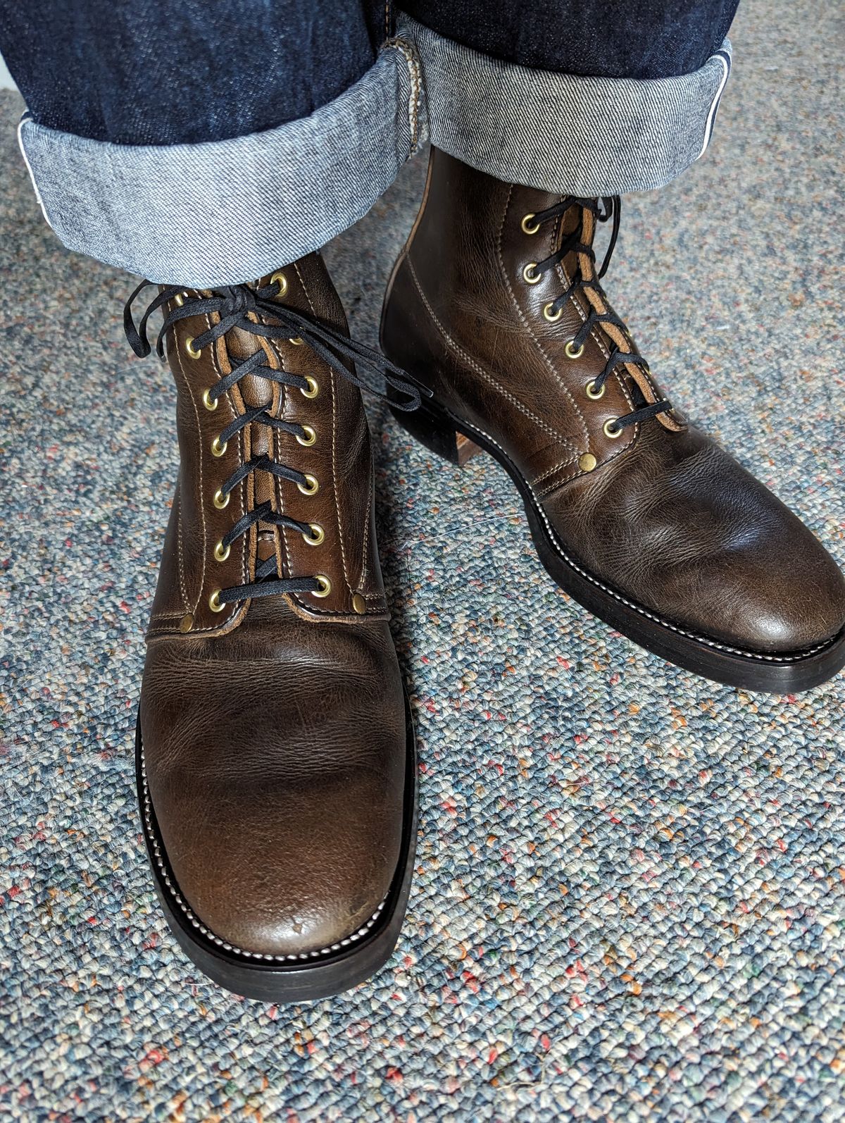 Photo by clefke on February 7, 2024 of the Unsung U 22-1 Slog Boot in Wickett & Craig Olive H Latigo.