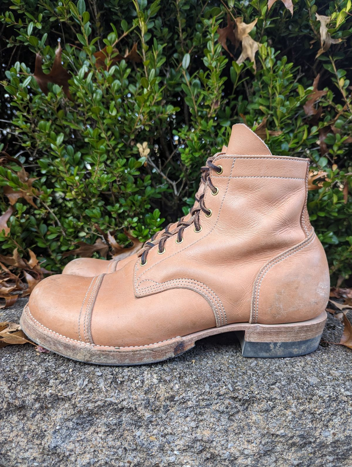 Photo by clefke on November 3, 2023 of the M.F. Boot Co Service Boot in Sepici Tumbled Waxed Natural Veg Tan.