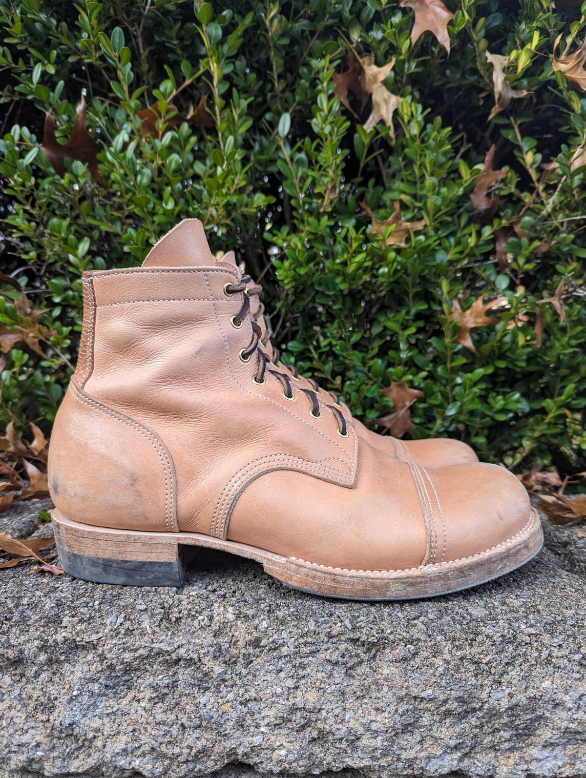 Photo by clefke on November 3, 2023 of the M.F. Boot Co Service Boot in Sepici Tumbled Waxed Natural Veg Tan.
