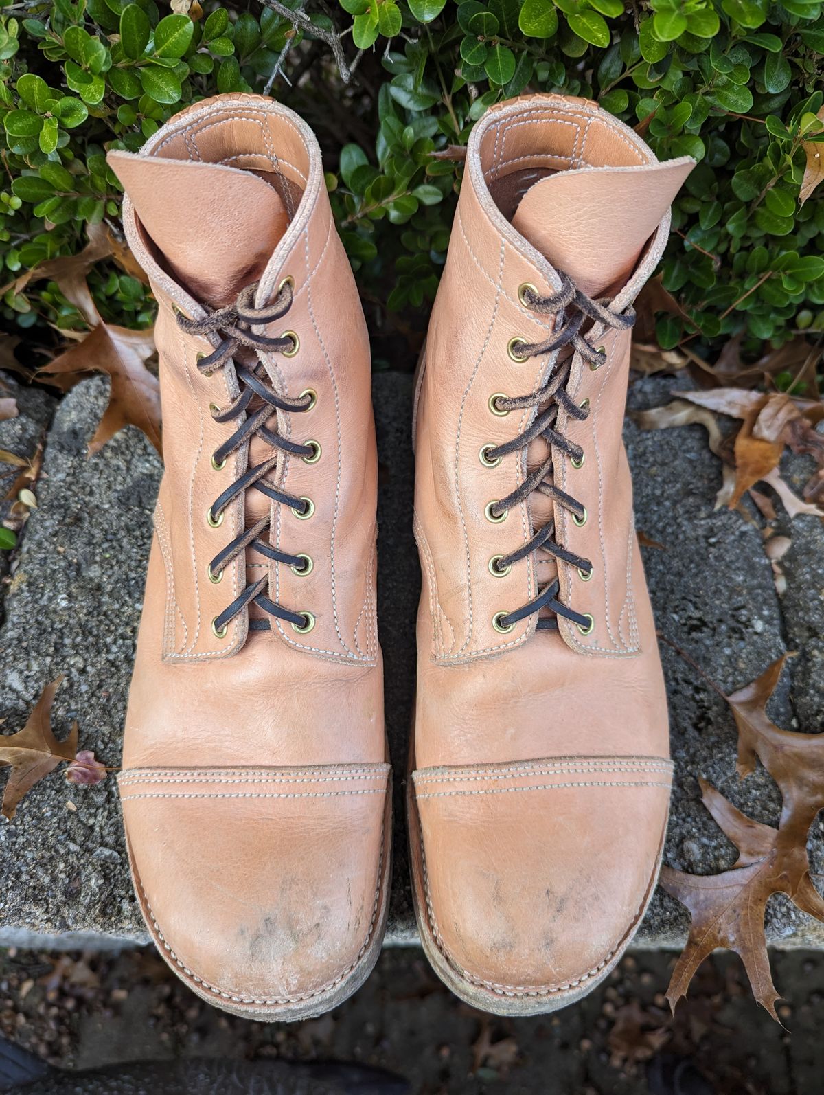 Photo by clefke on November 3, 2023 of the M.F. Boot Co Service Boot in Sepici Tumbled Waxed Natural Veg Tan.