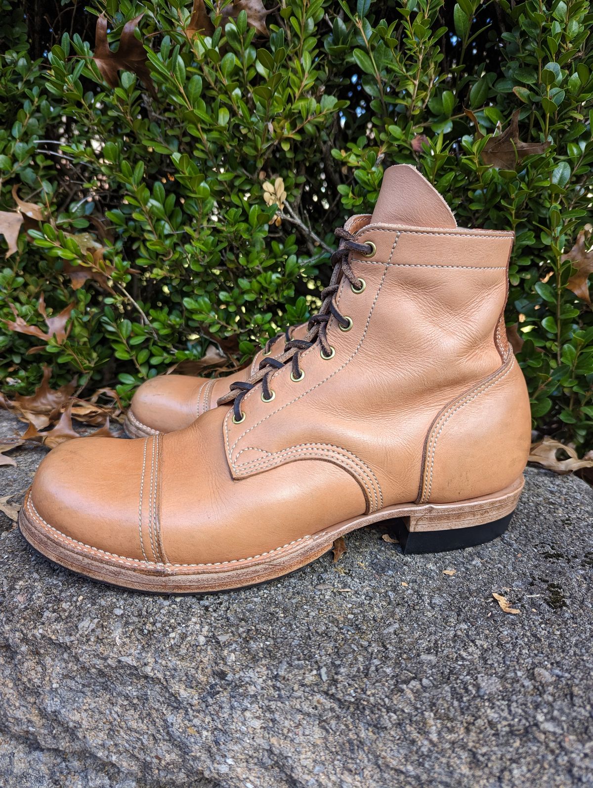 Photo by clefke on November 4, 2023 of the M.F. Boot Co Service Boot in Sepici Tumbled Waxed Natural Veg Tan.