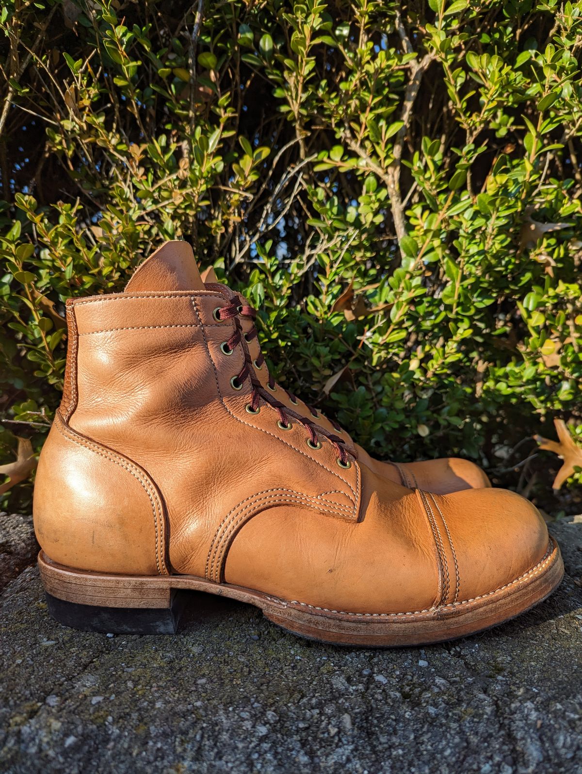 Photo by clefke on December 4, 2023 of the M.F. Boot Co Service Boot in Sepici Tumbled Waxed Natural Veg Tan.