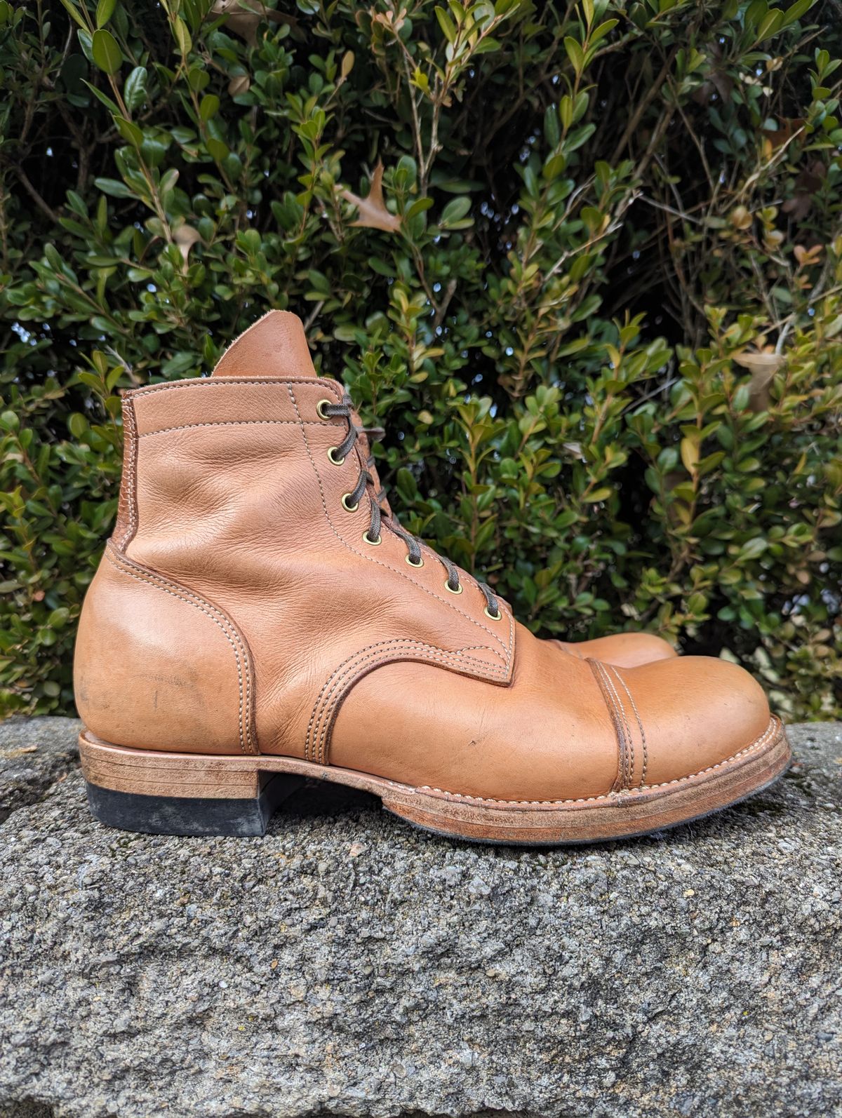 Photo by clefke on January 5, 2024 of the M.F. Boot Co Service Boot in Sepici Tumbled Waxed Natural Veg Tan.