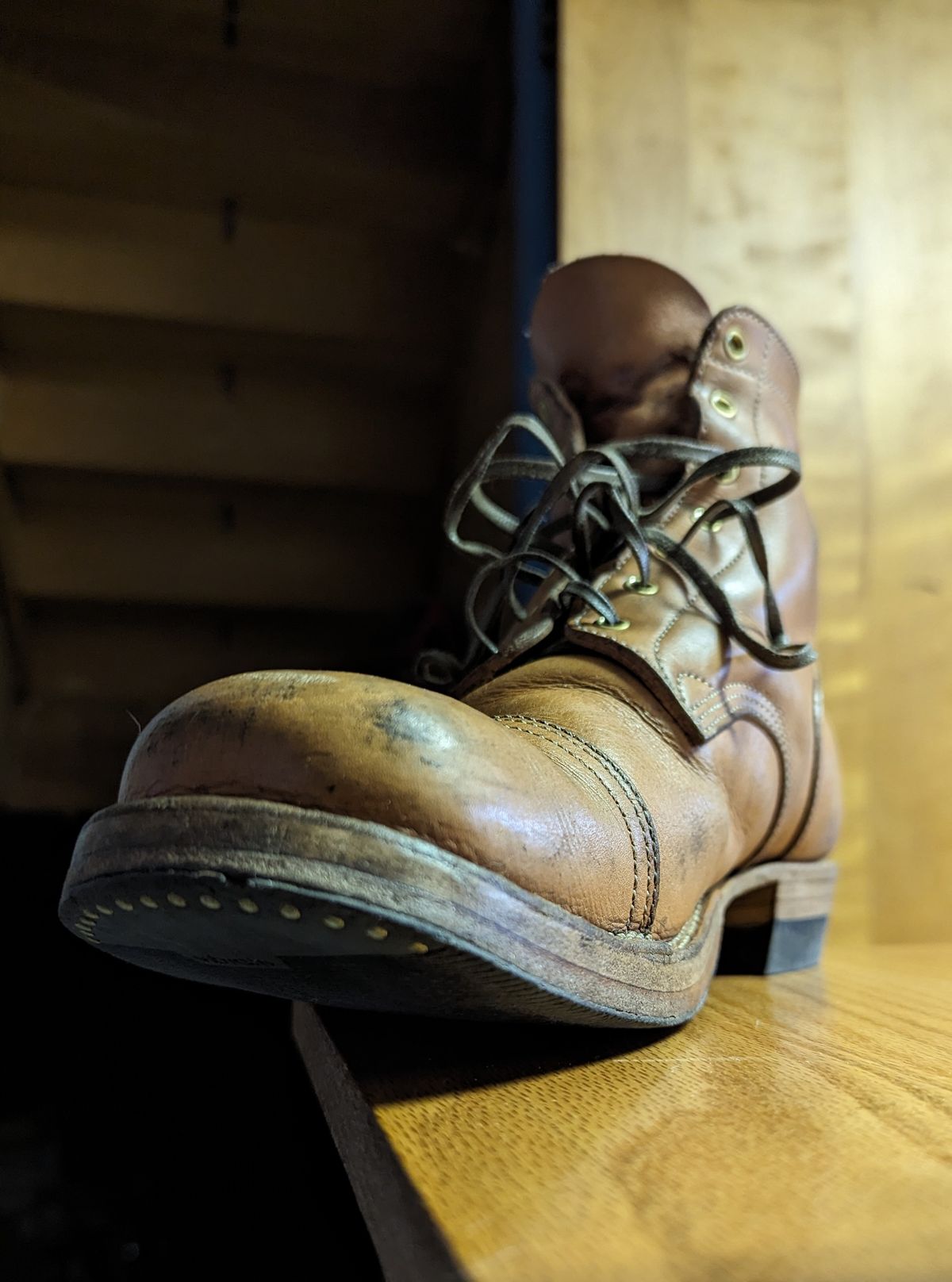 Photo by clefke on January 23, 2024 of the M.F. Boot Co Service Boot in Sepici Tumbled Waxed Natural Veg Tan.