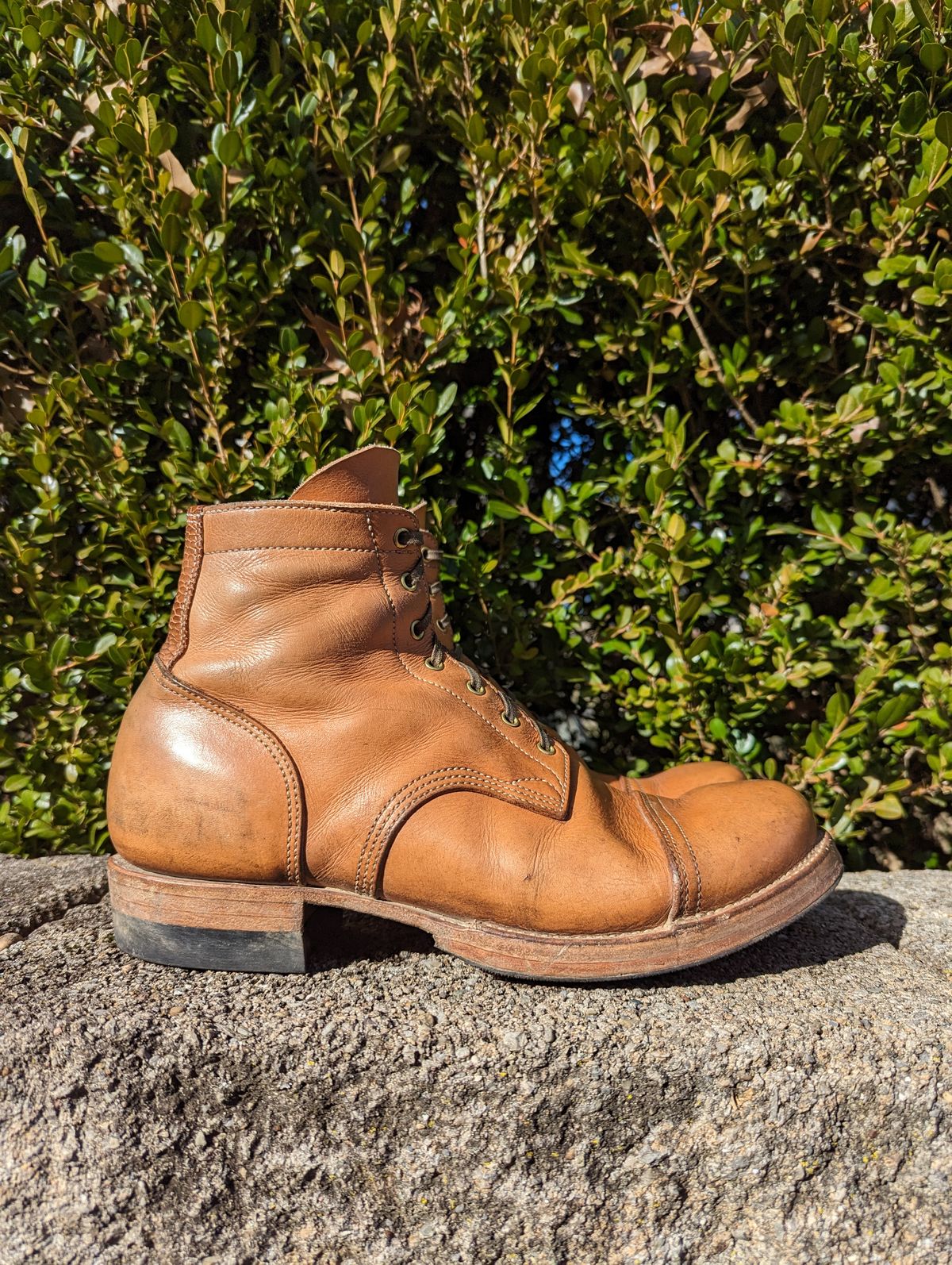 Photo by clefke on February 4, 2024 of the M.F. Boot Co Service Boot in Sepici Tumbled Waxed Natural Veg Tan.