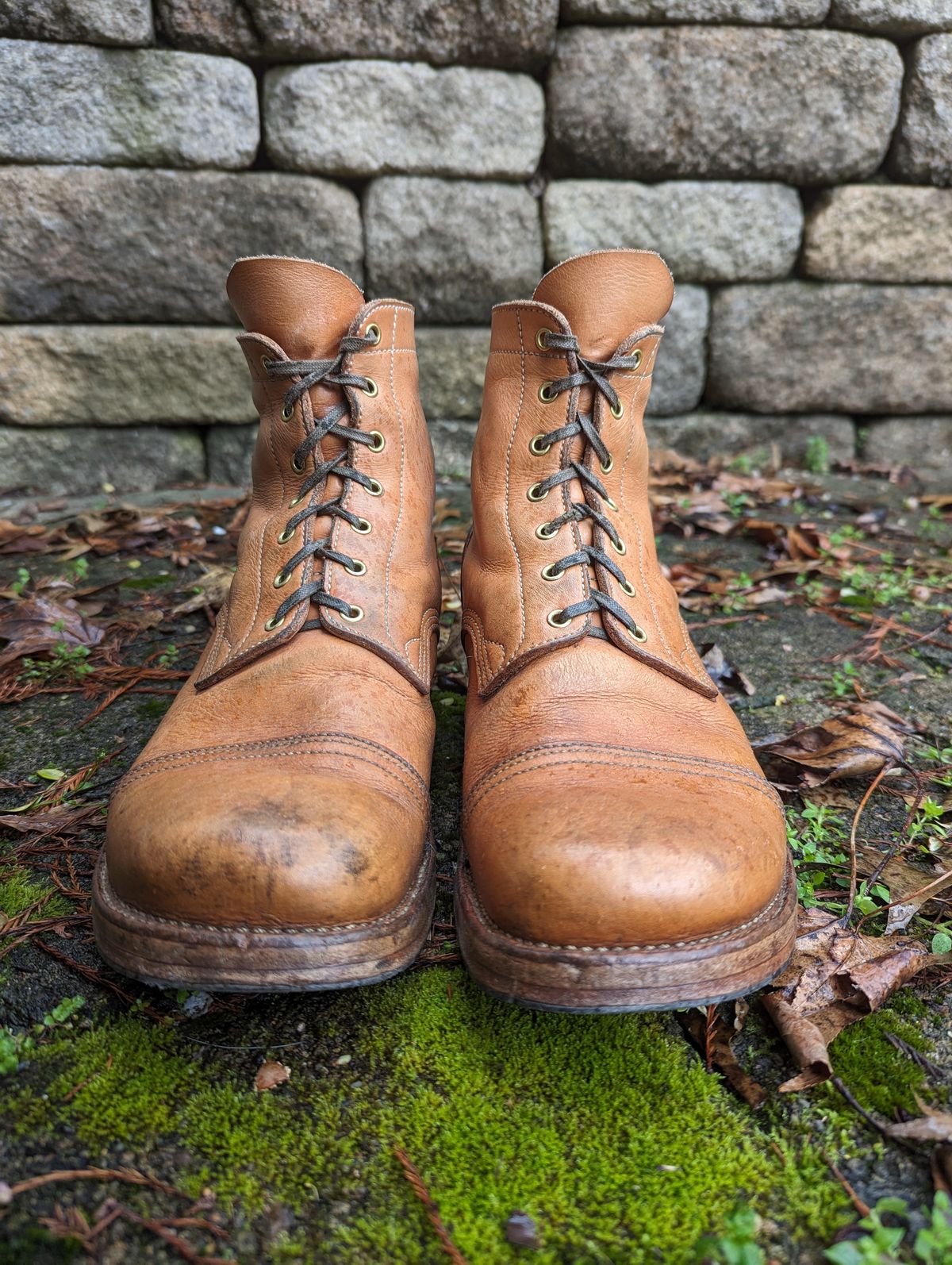 Photo by clefke on April 4, 2024 of the M.F. Boot Co Service Boot in Sepici Tumbled Waxed Natural Veg Tan.