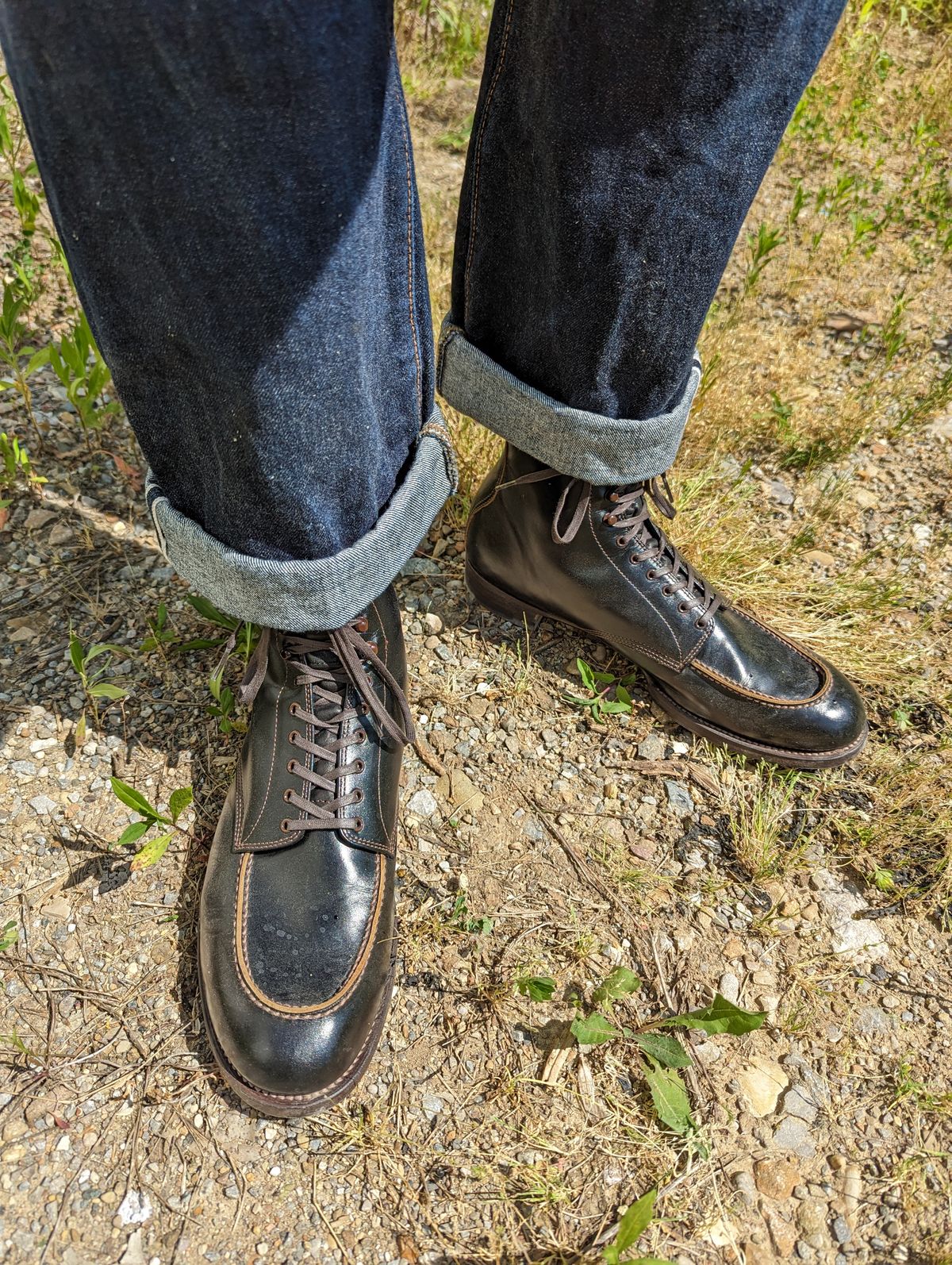 Photo by clefke on June 11, 2023 of the The 2 Monkeys Sportif Boots in Du Puy Patina Crust "Dyeable" French Calf.