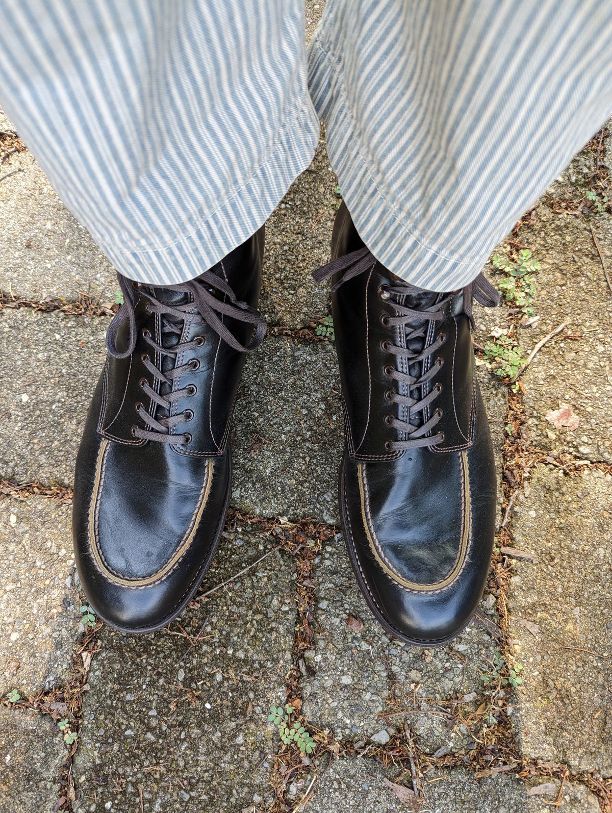 Photo by clefke on June 11, 2023 of the The 2 Monkeys Sportif Boots in Du Puy Patina Crust "Dyeable" French Calf.