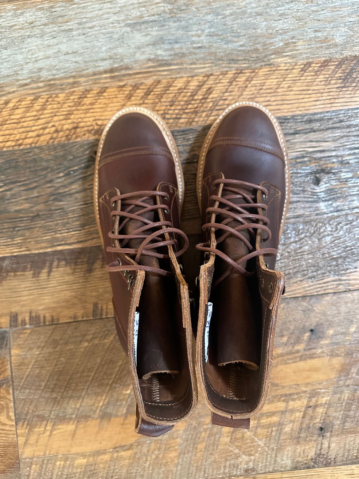 Photo by GDub on October 14, 2024 of the Truman Custom Model in Horween Chestnut Waxed Flesh.