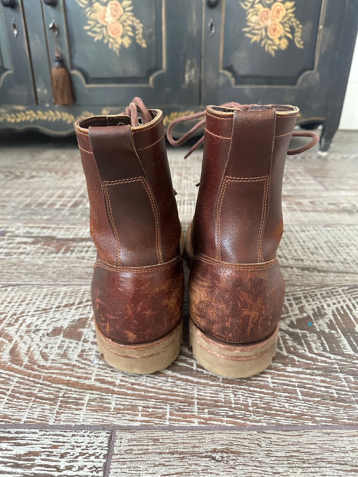 Photo by GDub on January 3, 2025 of the Truman Custom Model in Horween Chestnut Waxed Flesh.