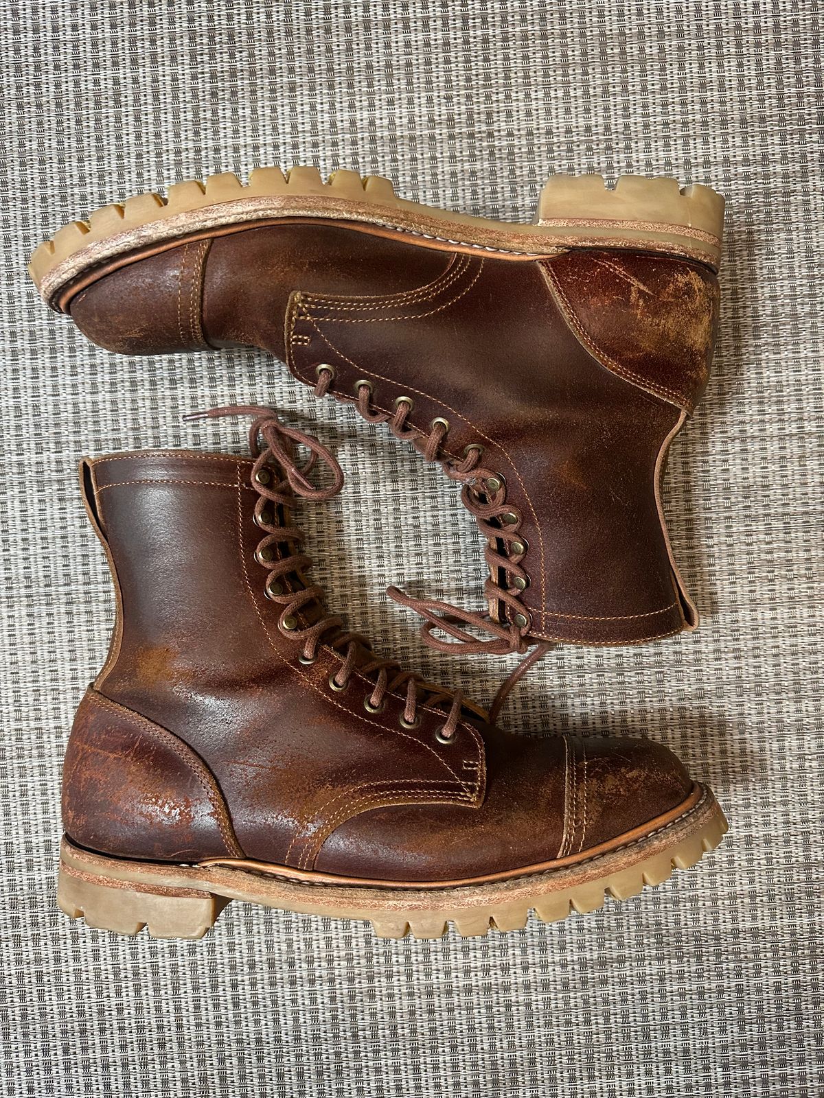 Photo by GDub on March 5, 2025 of the Truman Custom Model in Horween Chestnut Waxed Flesh.