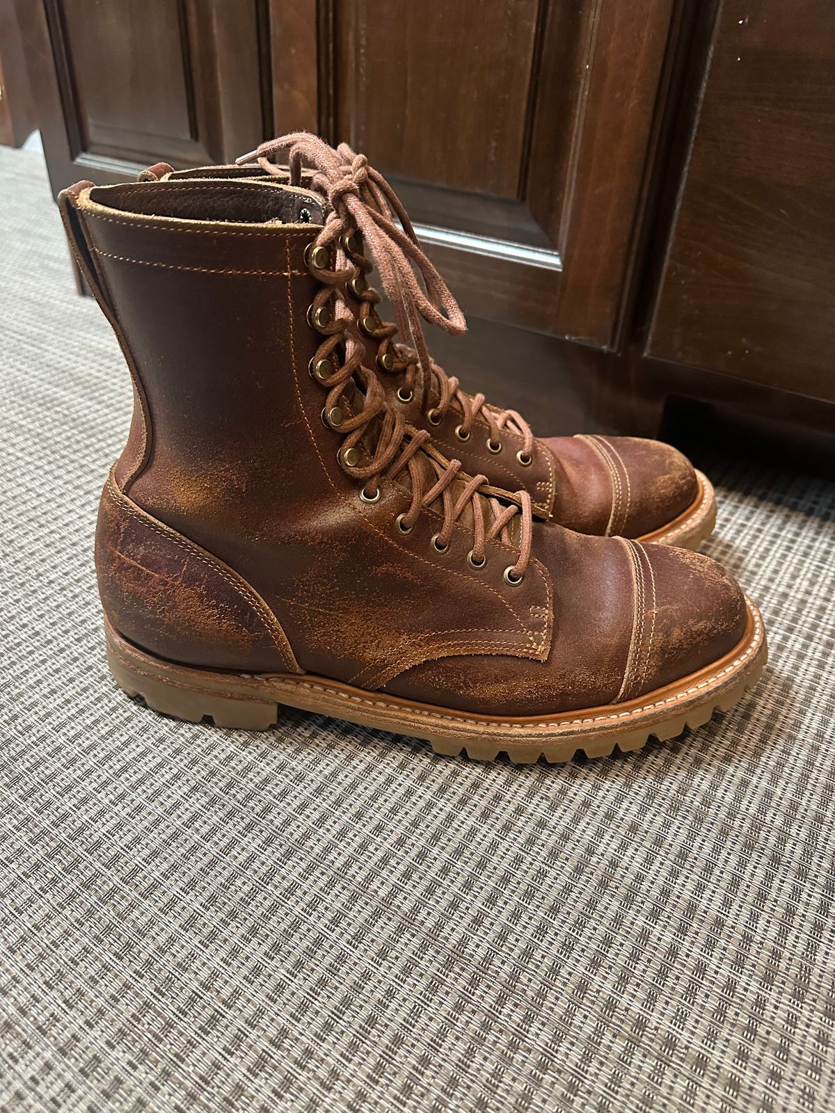 Photo by GDub on March 5, 2025 of the Truman Custom Model in Horween Chestnut Waxed Flesh.