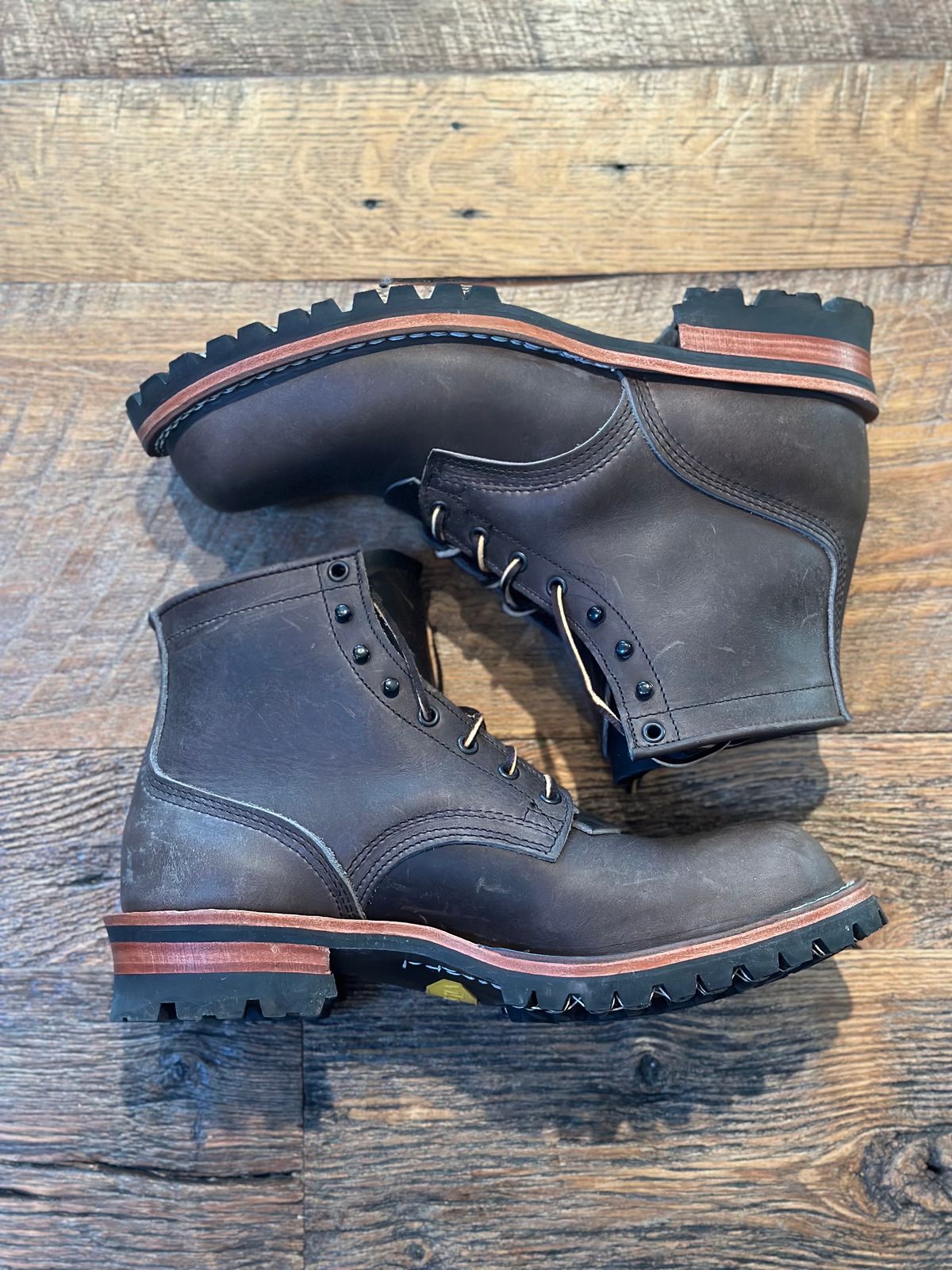 Photo by GDub on October 1, 2023 of the Nicks MTO in Horween Charcoal Cypress.