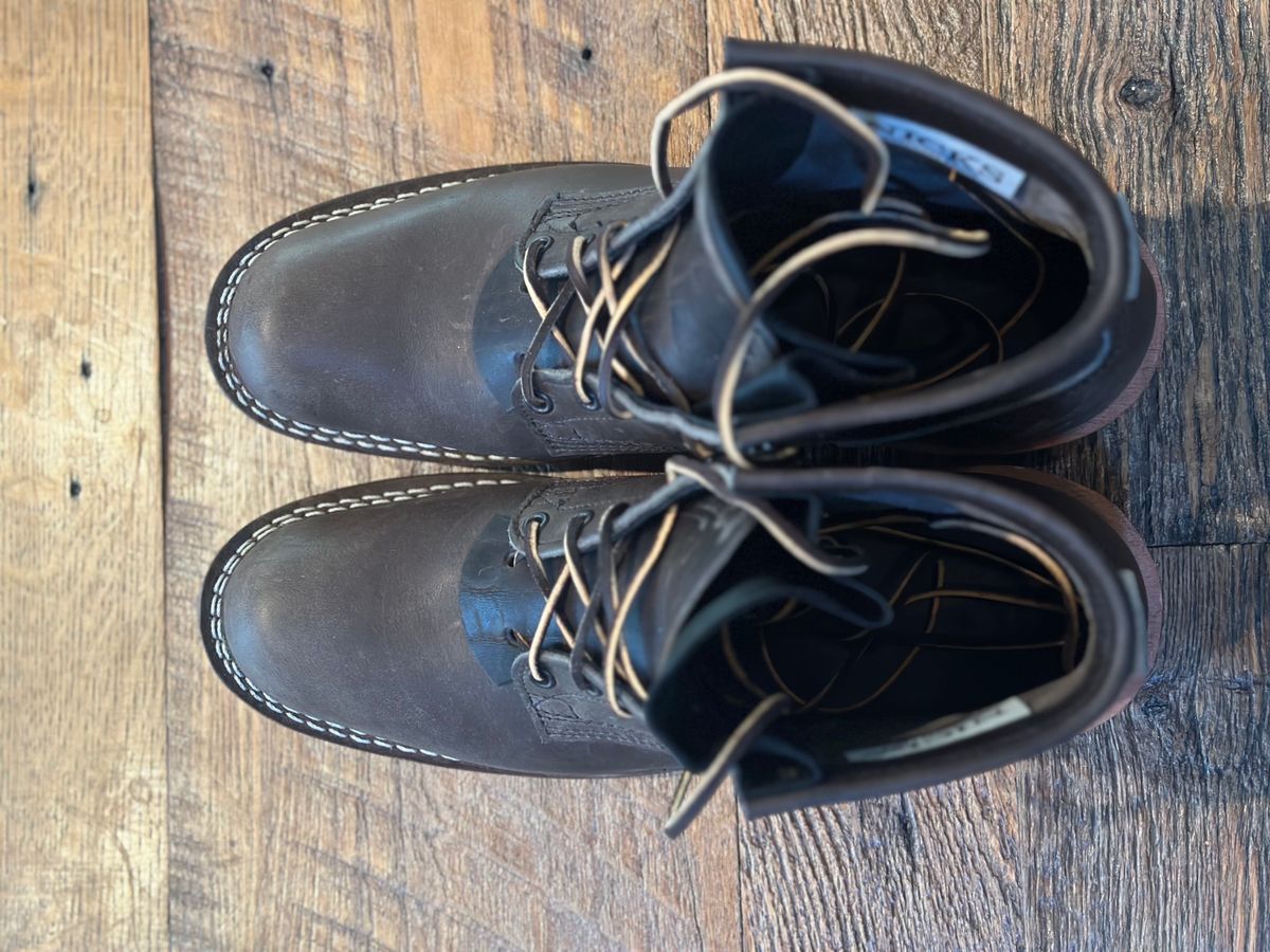 Photo by GDub on October 1, 2023 of the Nicks MTO in Horween Charcoal Cypress.