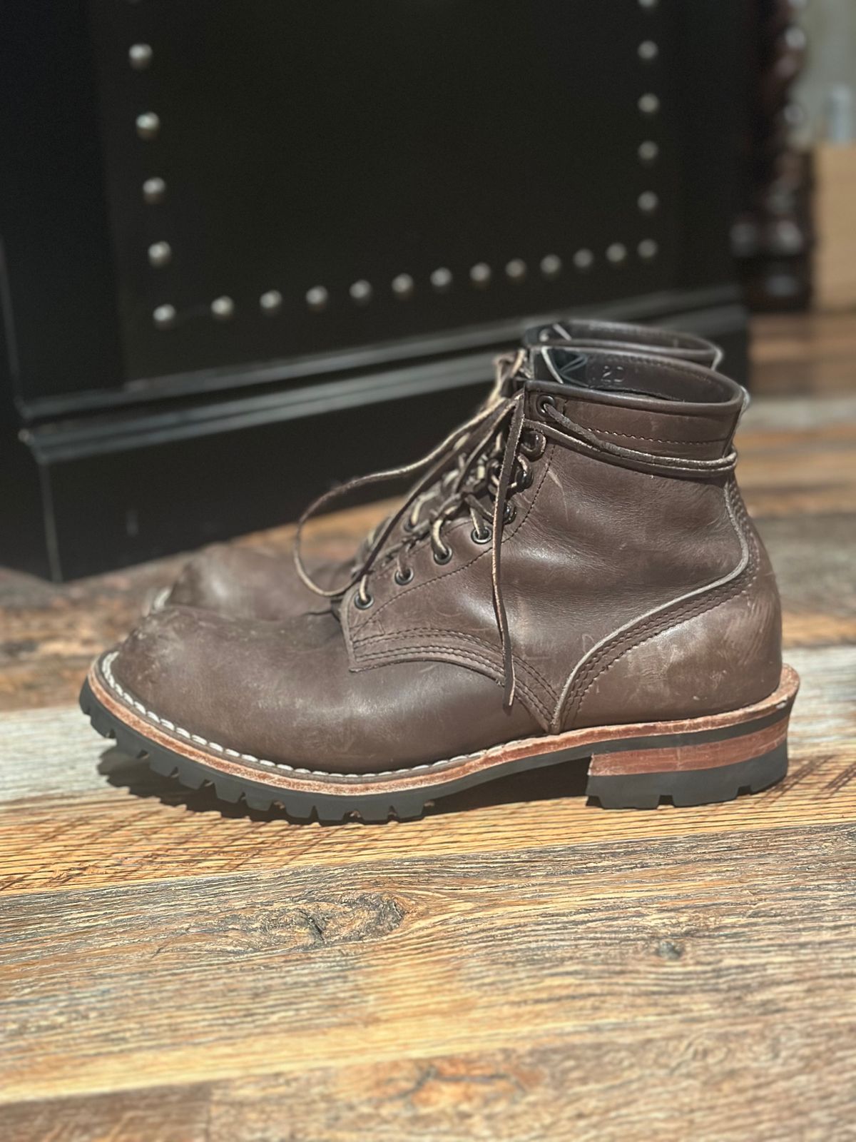 Photo by GDub on December 6, 2023 of the Nicks MTO in Horween Charcoal Cypress.