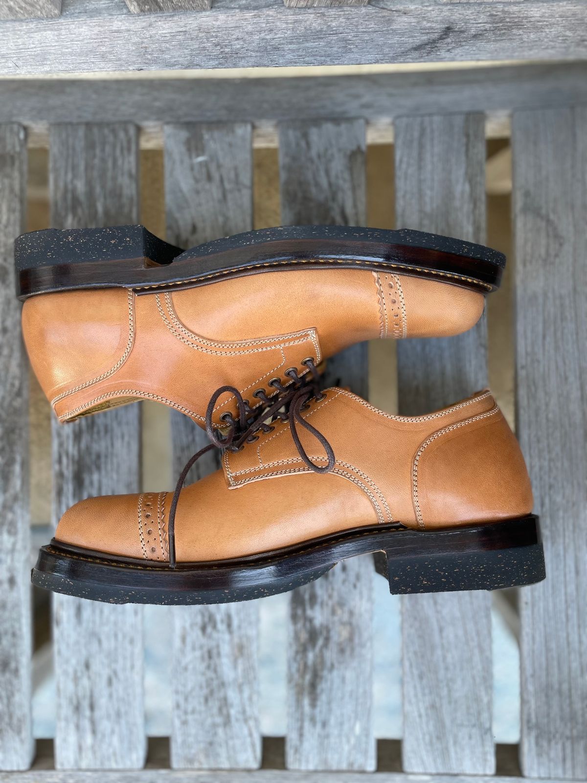 Photo by bootsonmars on October 5, 2022 of the Sagara Officer Shoes in Maryam Natural Horsebutt.