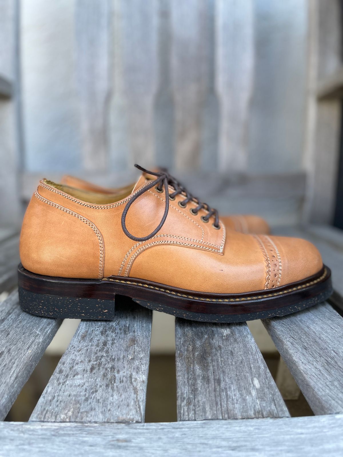 Photo by bootsonmars on October 5, 2022 of the Sagara Officer Shoes in Maryam Natural Horsebutt.
