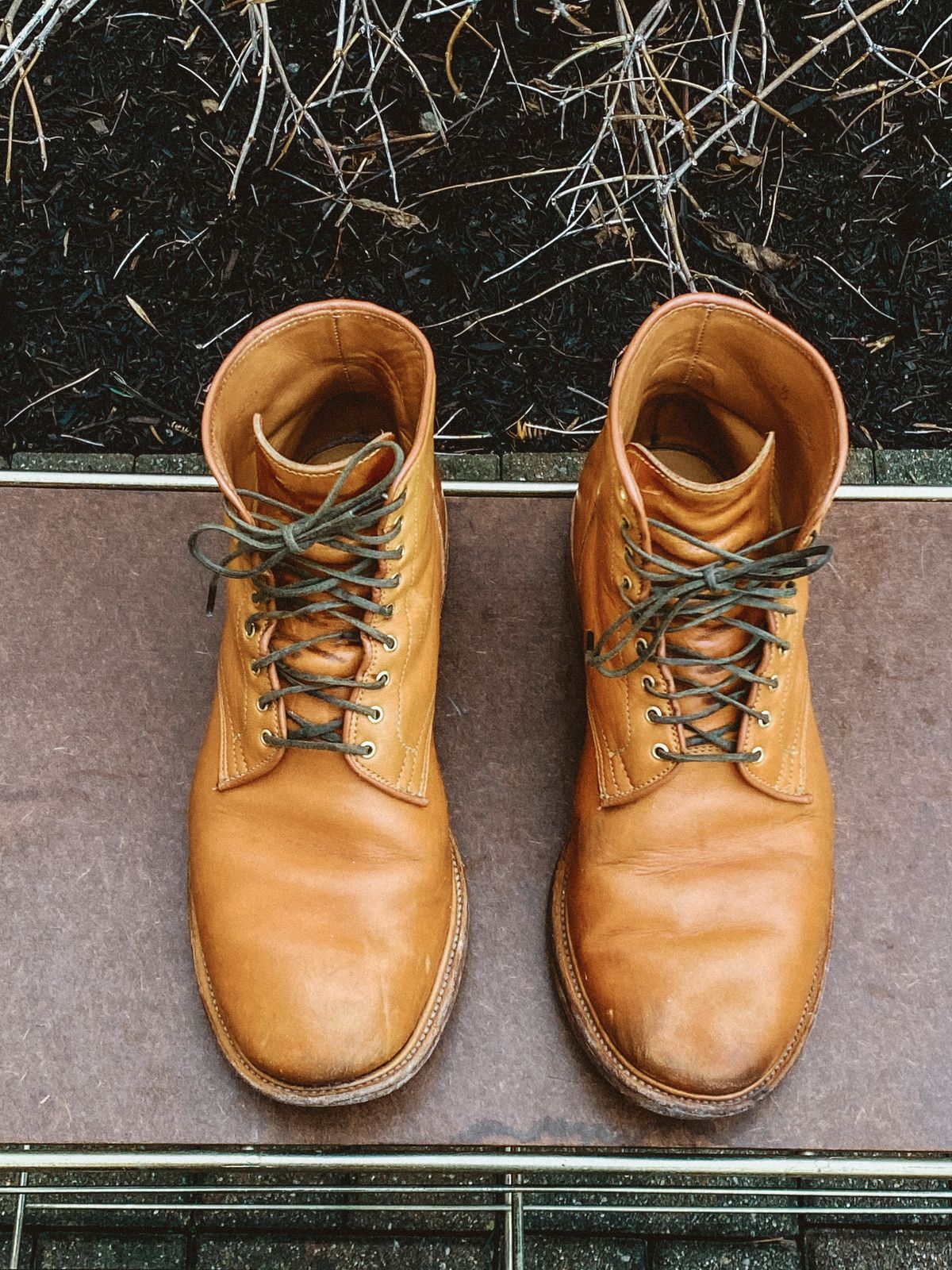 Photo by sixtyreid on January 3, 2023 of the Viberg Officer Boot in Shinki Camel Latigo Horsehide.