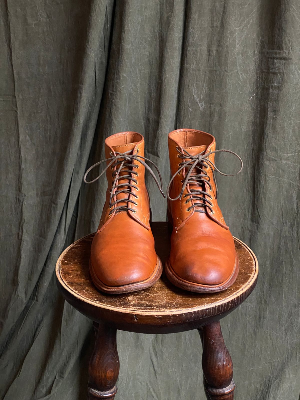 Photo by sixtyreid on February 5, 2023 of the Viberg Officer Boot in Shinki Camel Latigo Horsehide.