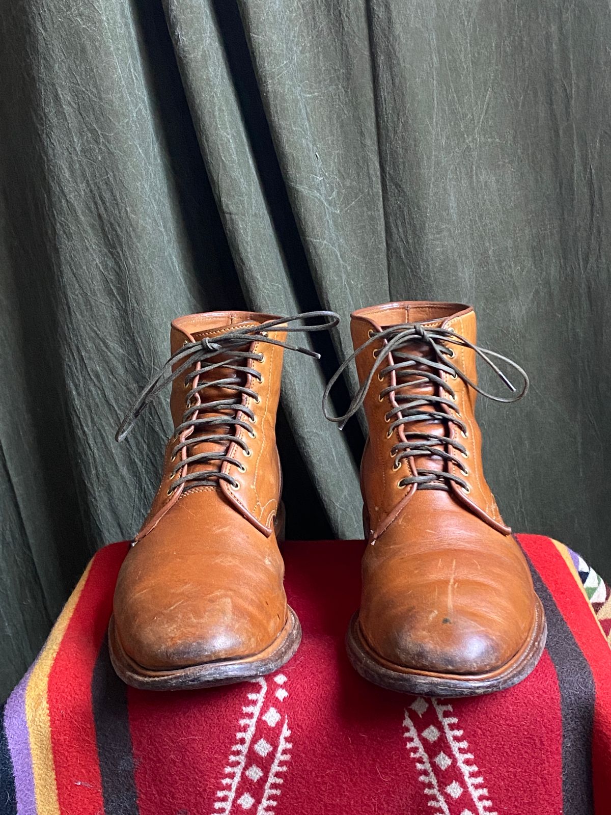 Photo by sixtyreid on March 5, 2023 of the Viberg Officer Boot in Shinki Camel Latigo Horsehide.