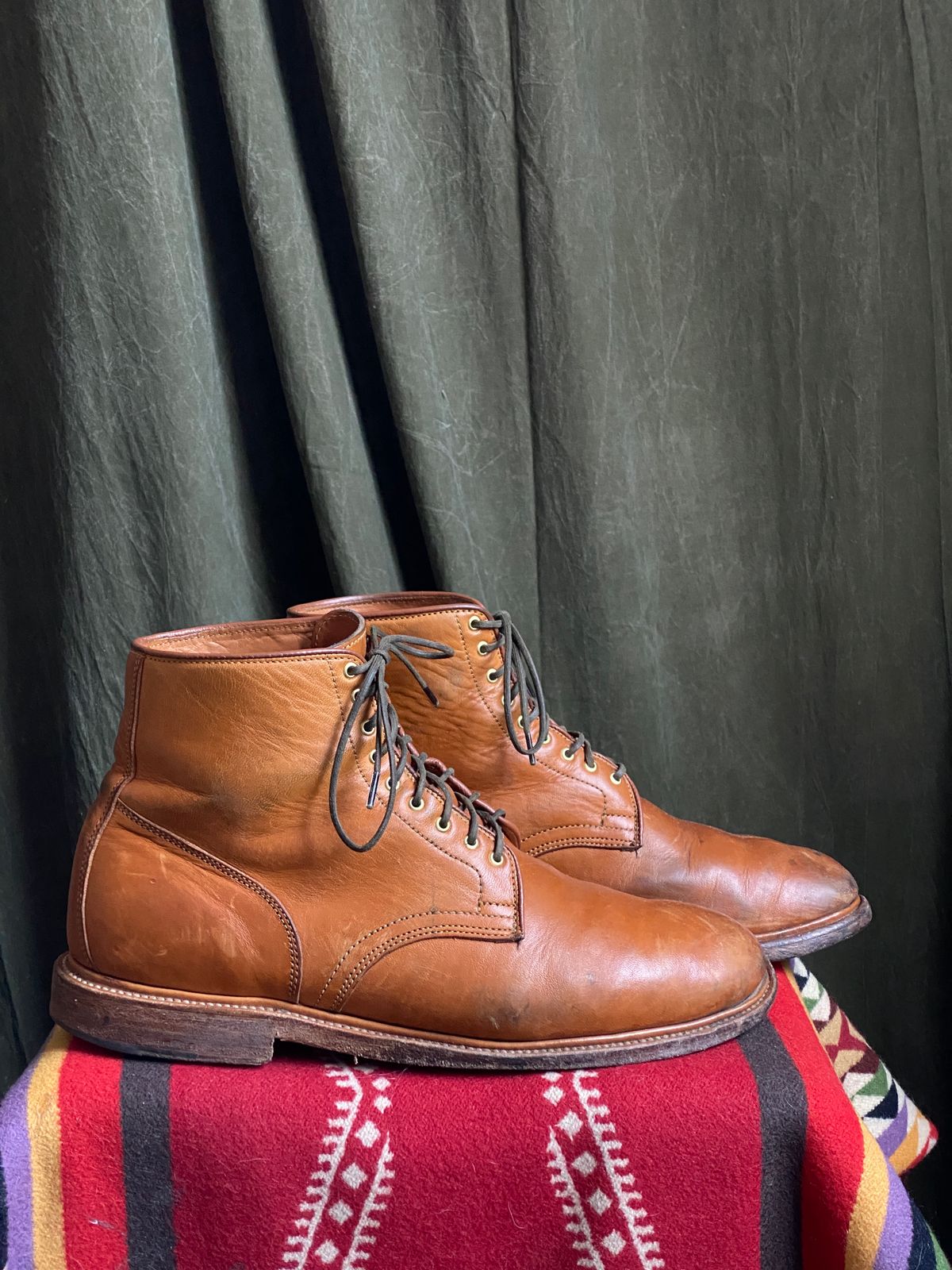 Photo by sixtyreid on March 5, 2023 of the Viberg Officer Boot in Shinki Camel Latigo Horsehide.