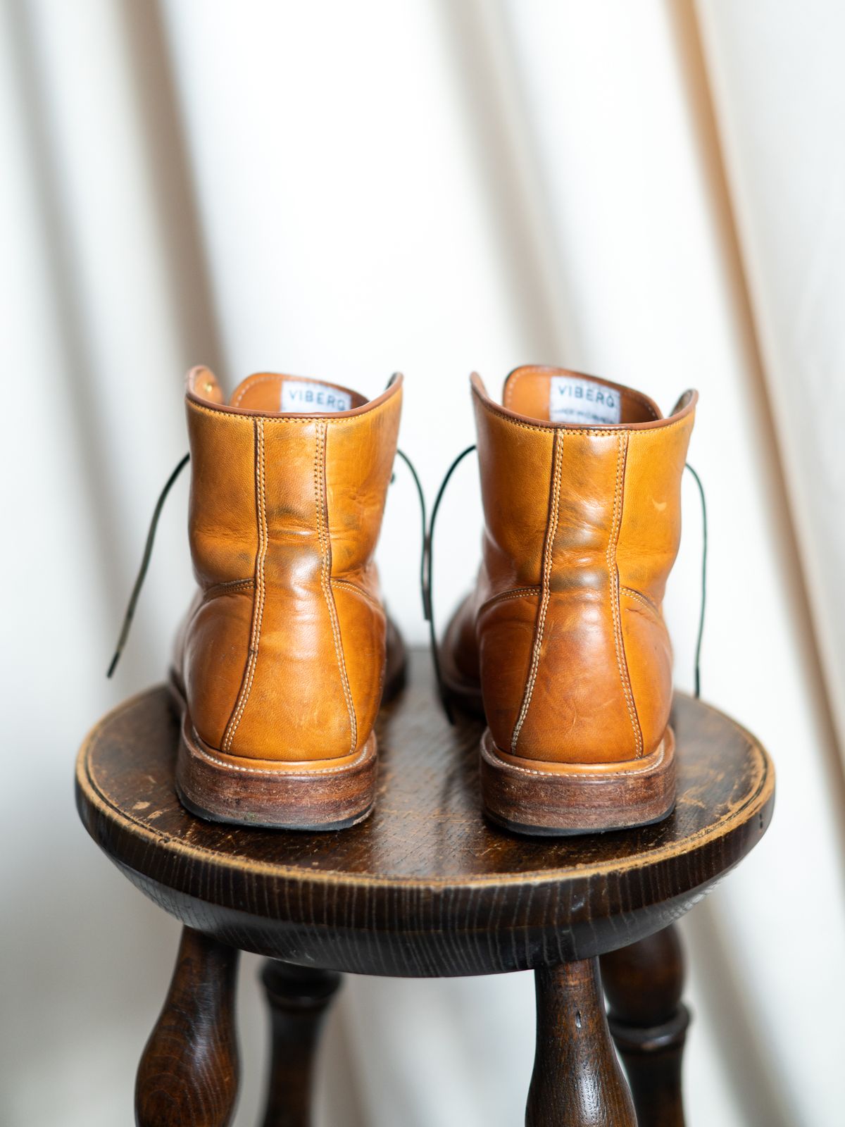 Photo by sixtyreid on April 5, 2023 of the Viberg Officer Boot in Shinki Camel Latigo Horsehide.